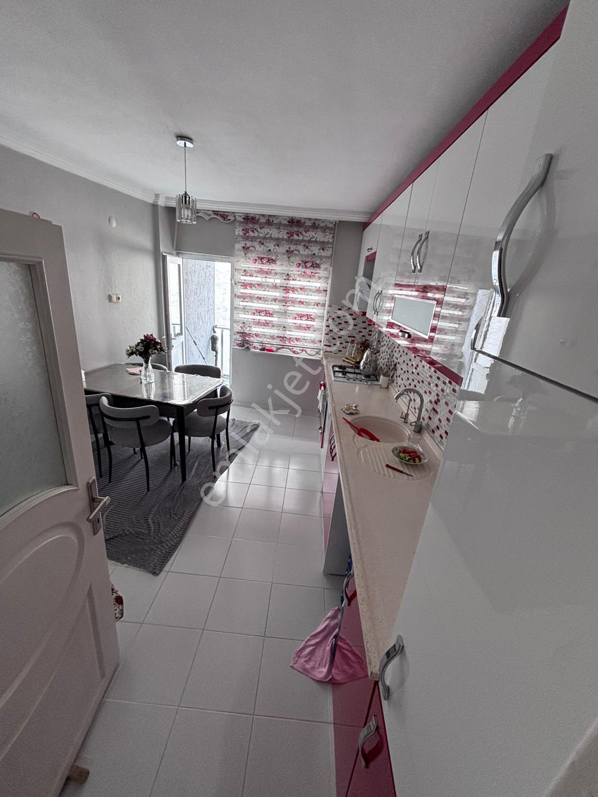 Ters Dubleks Konforu! 140 M² Net Yaşam Alanı - Görsel 18