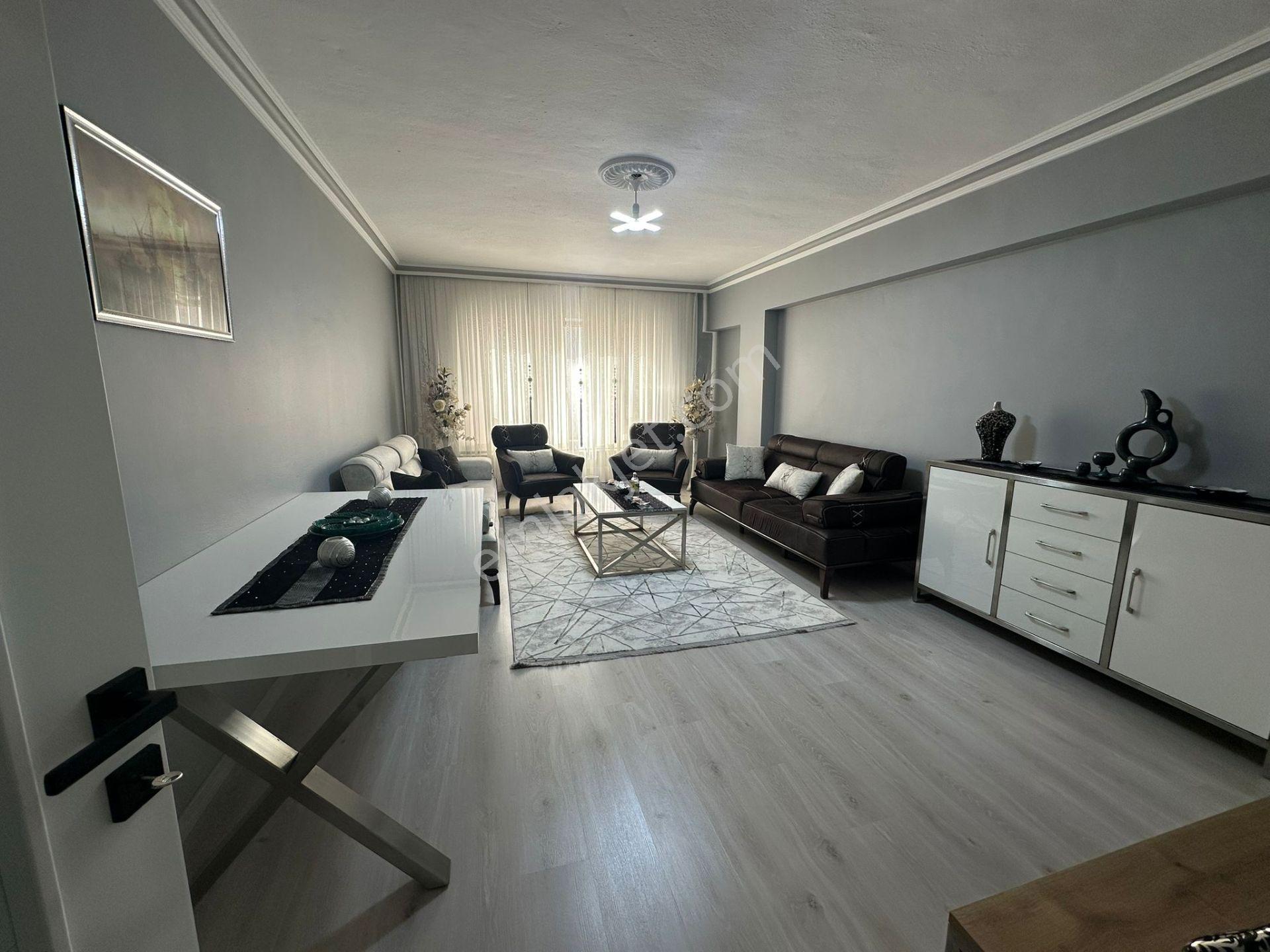 Ufuktepe Ana Cd Üzeri 3+1 Arakat Full Yapılı Eşyalarıyla Satılık