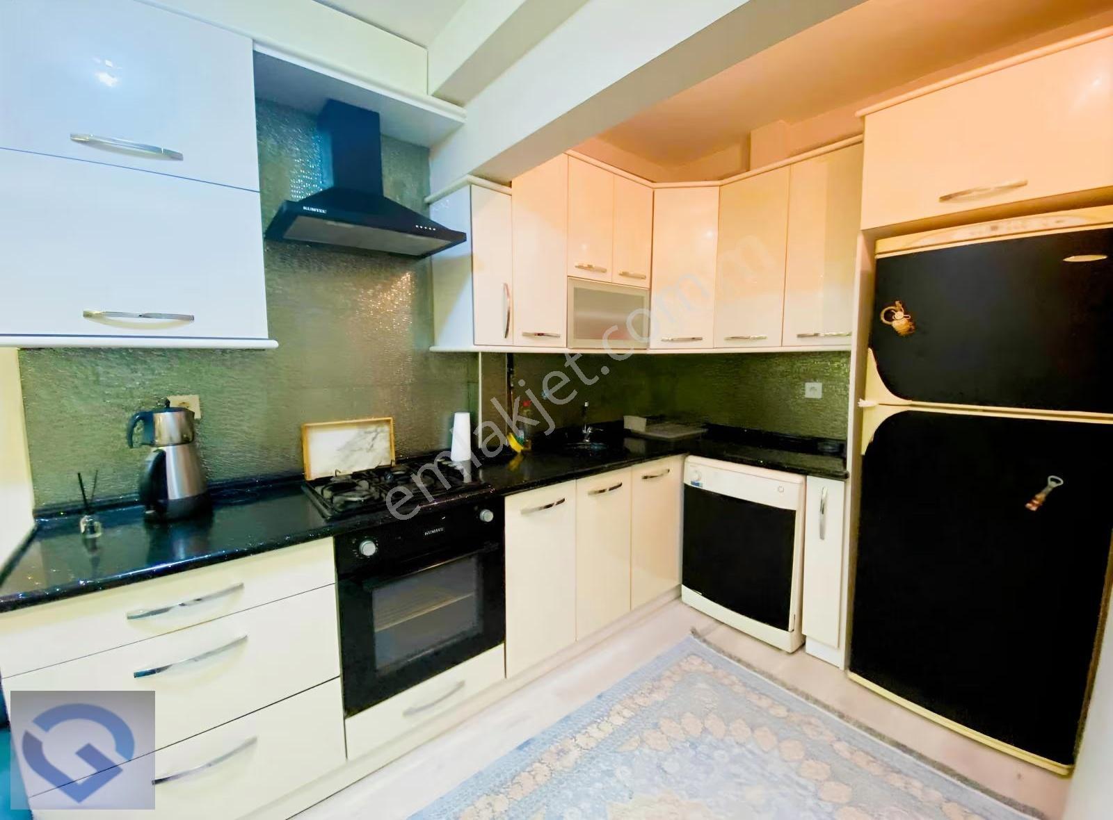 Karşıyaka Sahile Yürüme Mesafesinde Eşyalı 1+1 Kiralık Daire - Görsel 9