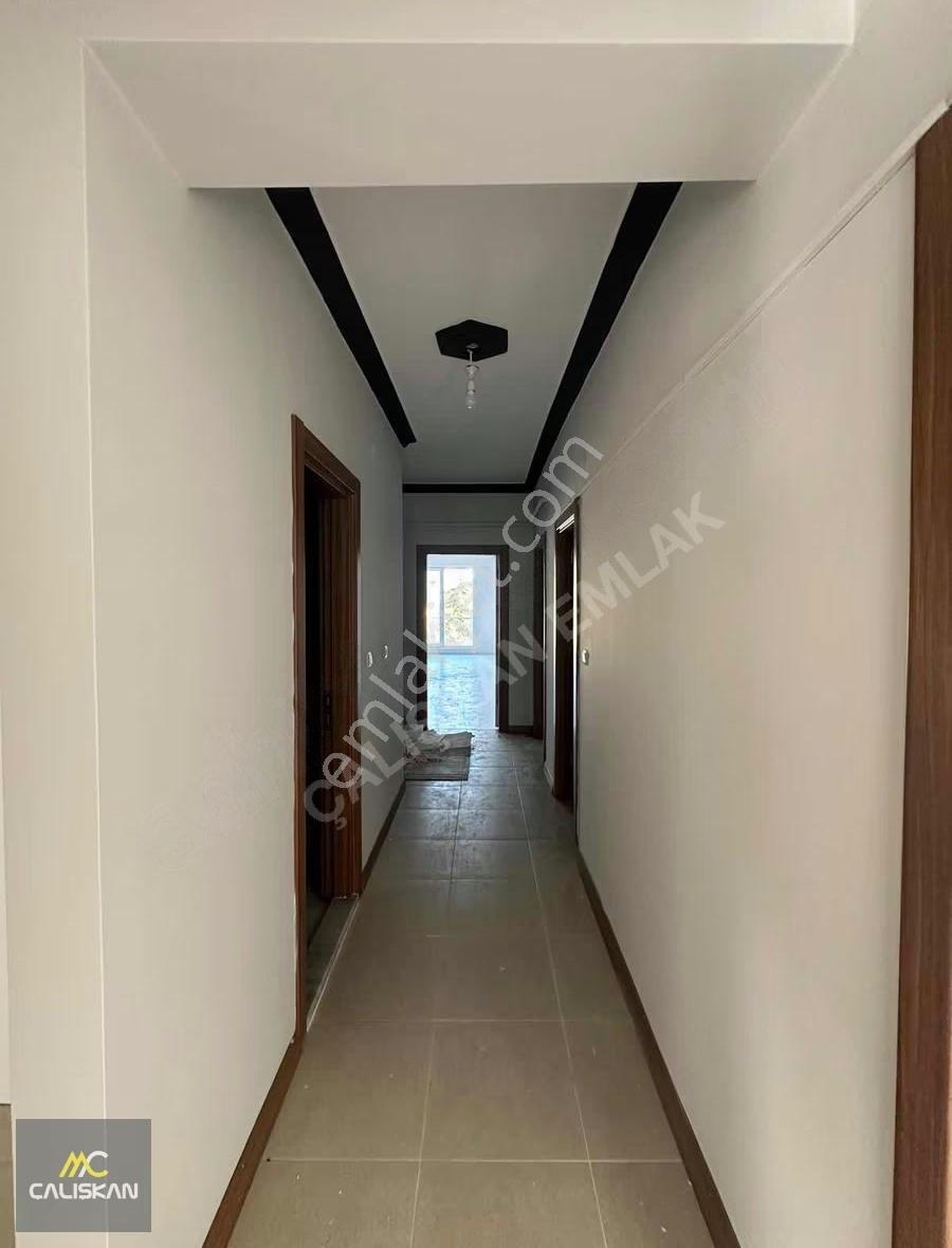 Tokat Niksar'da Satılık 4.5+1, 165m² Geniş Daire - Görsel 4