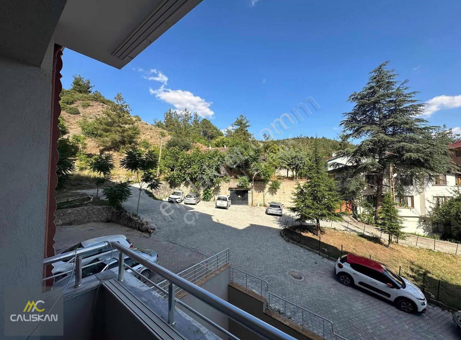 Tokat Niksar'da Satılık 4.5+1, 165m² Geniş Daire - Görsel 8