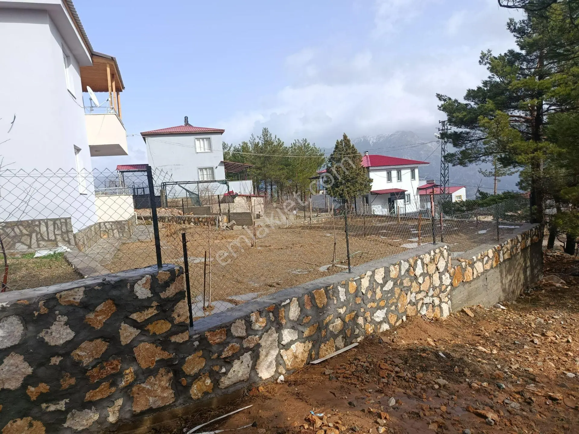 Kar Emlaktan Yenikonacık Efes Sitesi Üzerinde 3+1 Satılık Müstakil Ev - Görsel 5