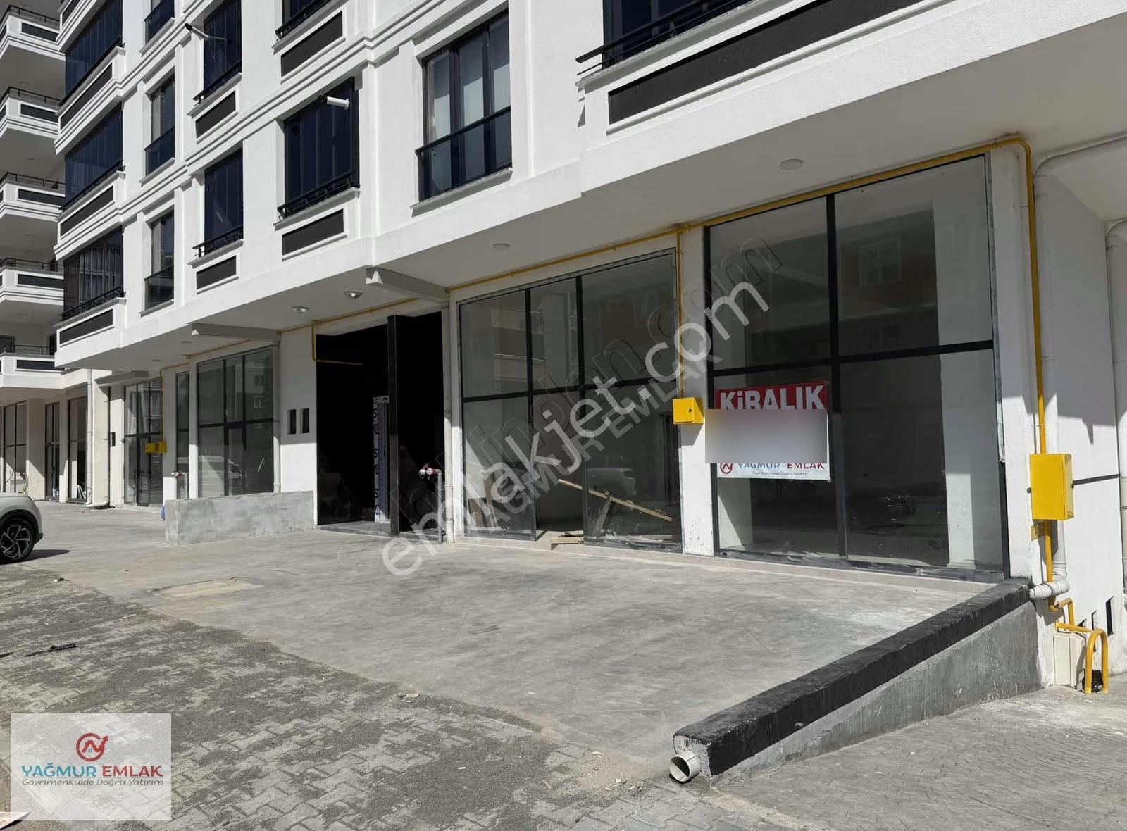 Yağmur Emlaktan Kiralık Üç Cepheli Harika Konumlu 170 M2 Dükkan - Görsel 7