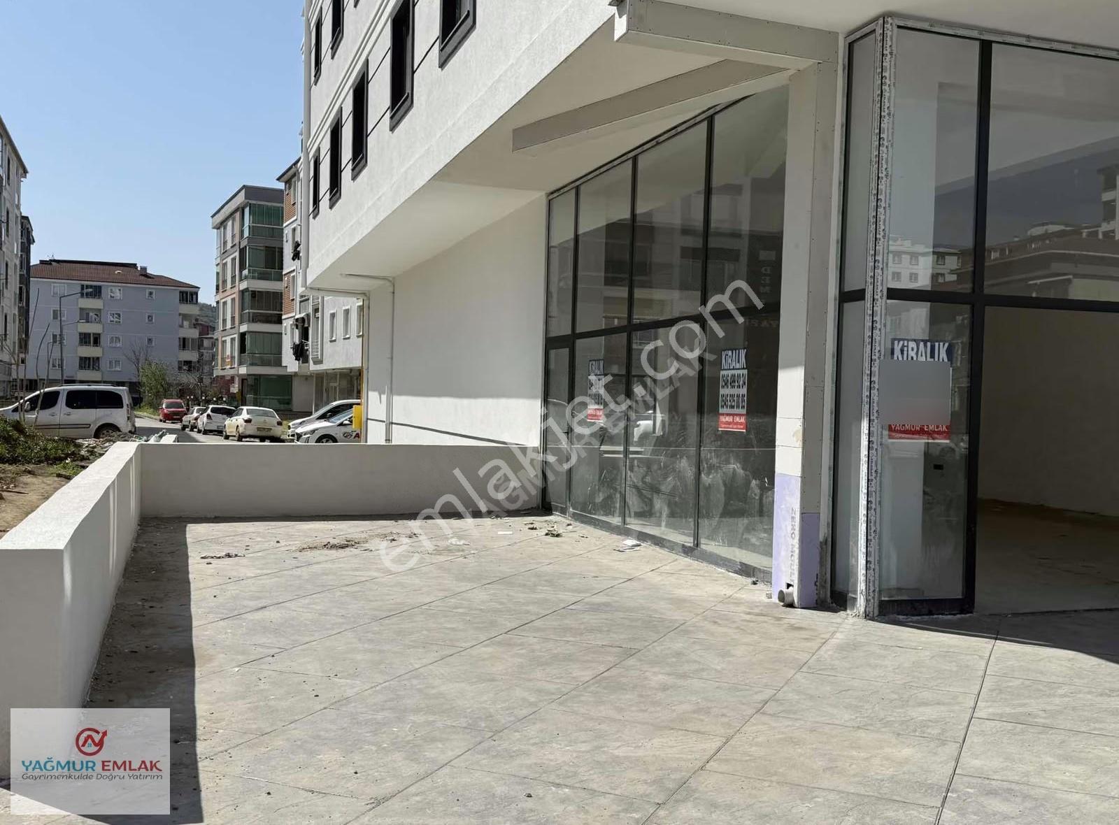Yağmur Emlaktan Kiralık Üç Cepheli Harika Konumlu 170 M2 Dükkan - Görsel 17