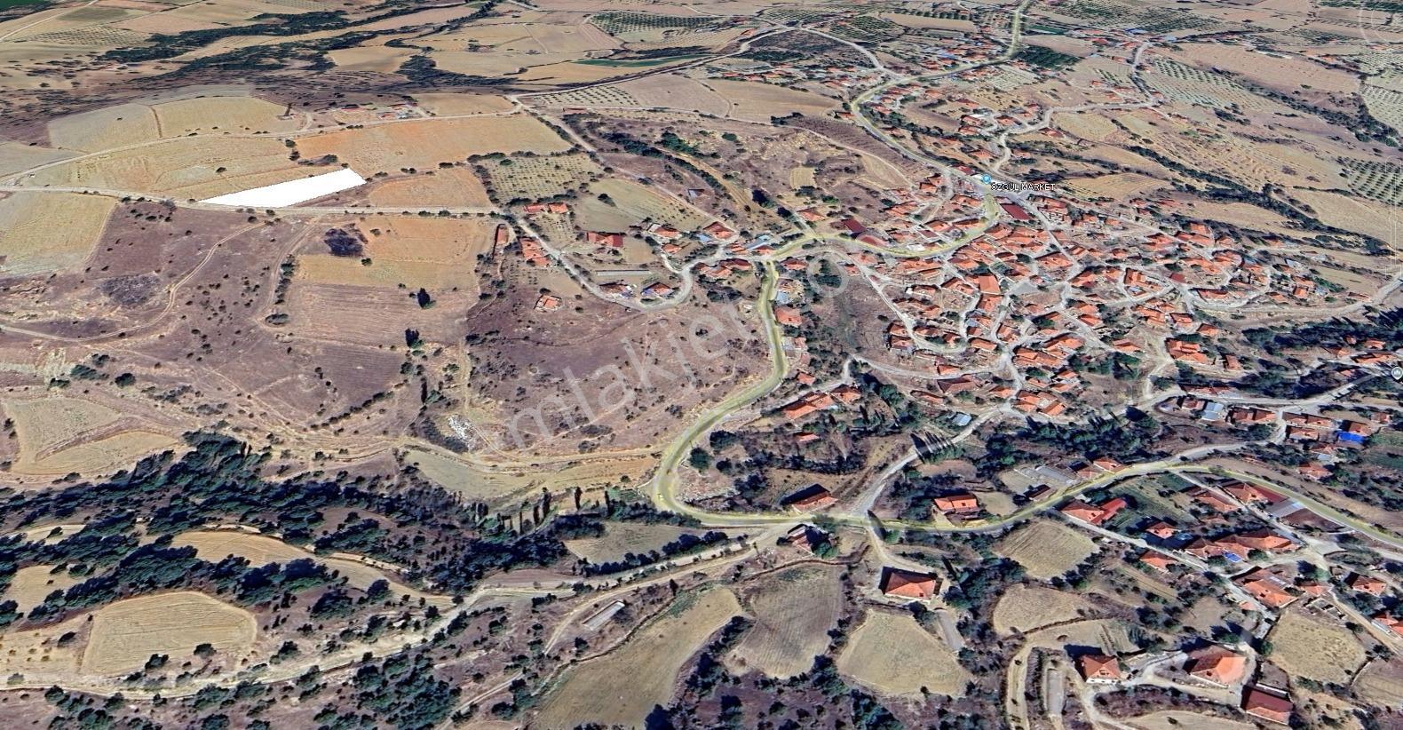 Eşme Karaahmetlide Yola Sıfır 2072 M² Yatırımlık Tarla - Görsel 6