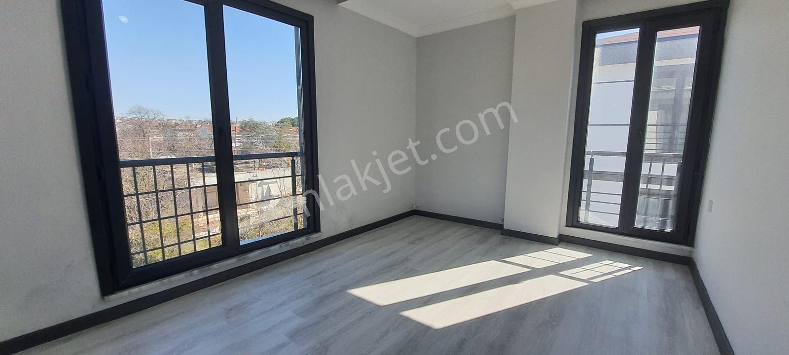 Yeniçiftlik'de 4+1 Uygun Tam Müstakil Ekosistem Villa#kartallar# - Görsel 23