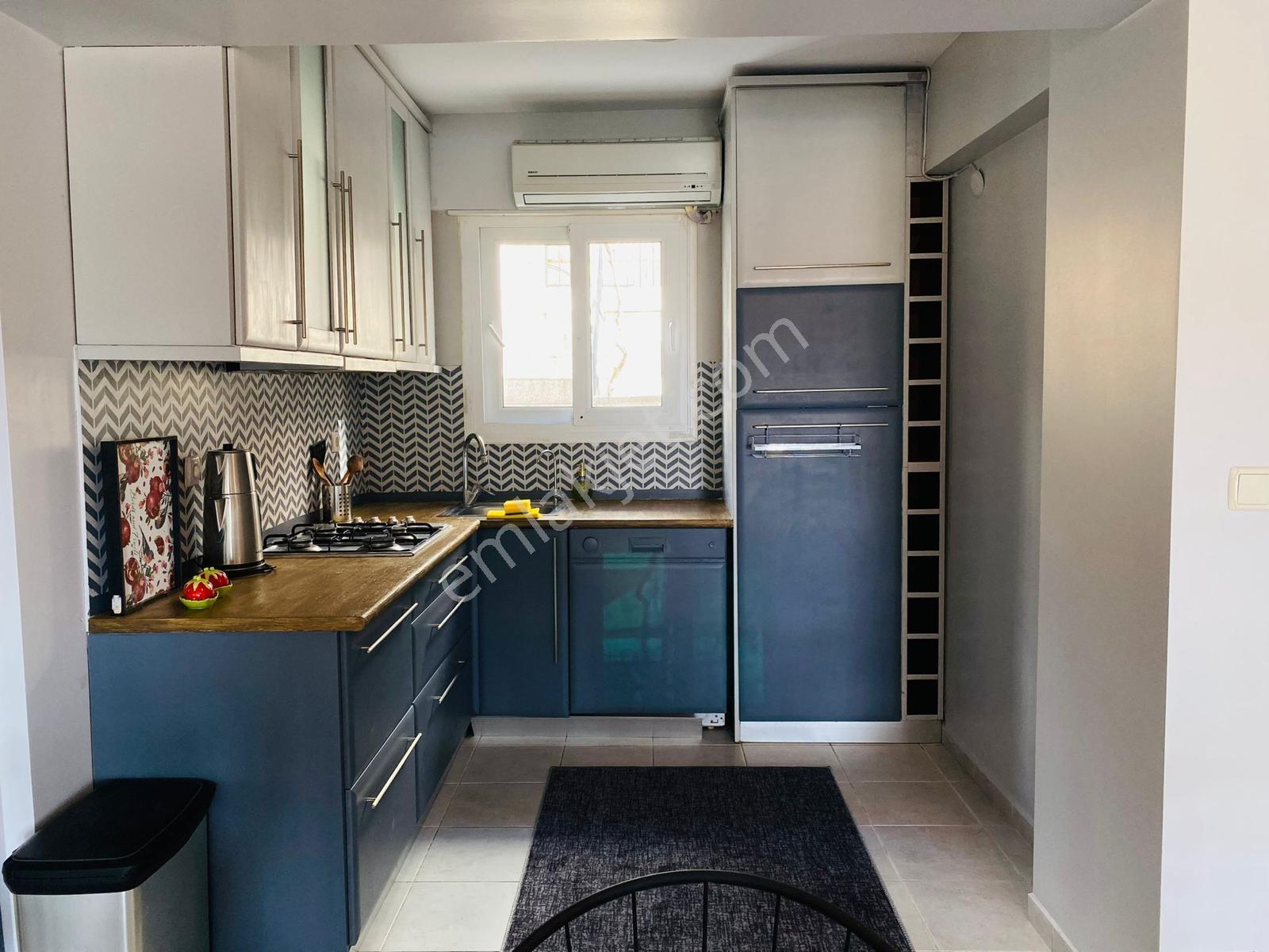 Kuşadası Türkmen Mahallesi Marina Mevkii 3+1 Sahile Yakın Kiralık Villa - Görsel 8