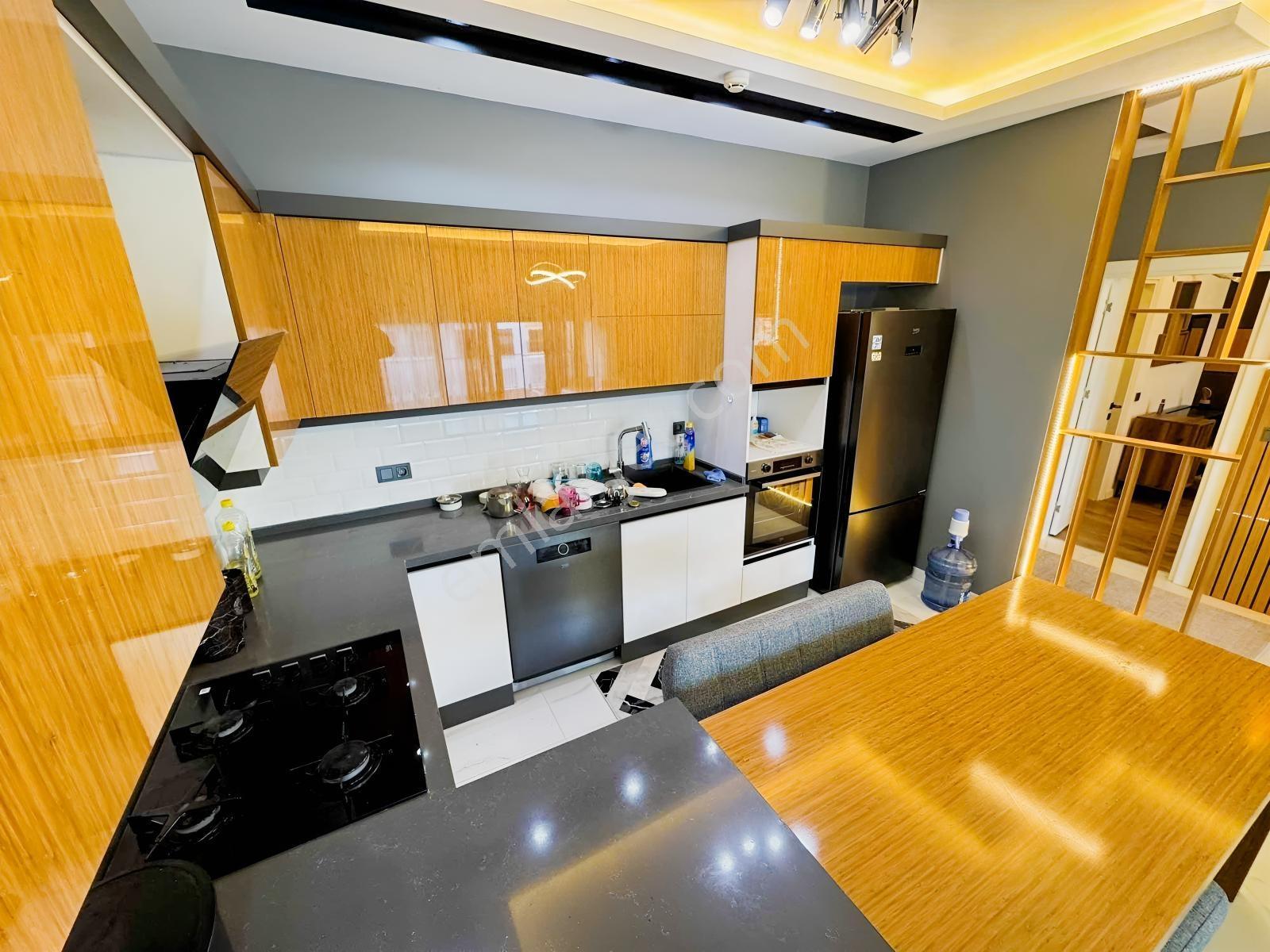 Kuşadası Değirmendere 3+1 Full Eşyalı Açık Kapalı Yüzme Havuzlu - Görsel 5