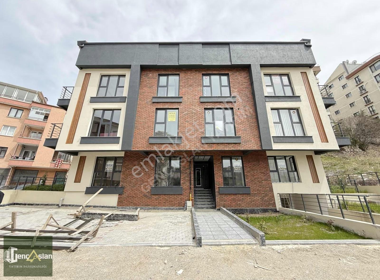 ▄gençaslan▄ Kırkkonaklar'da Peyzaj & Bahçe Kullanım Alanlı 1+1