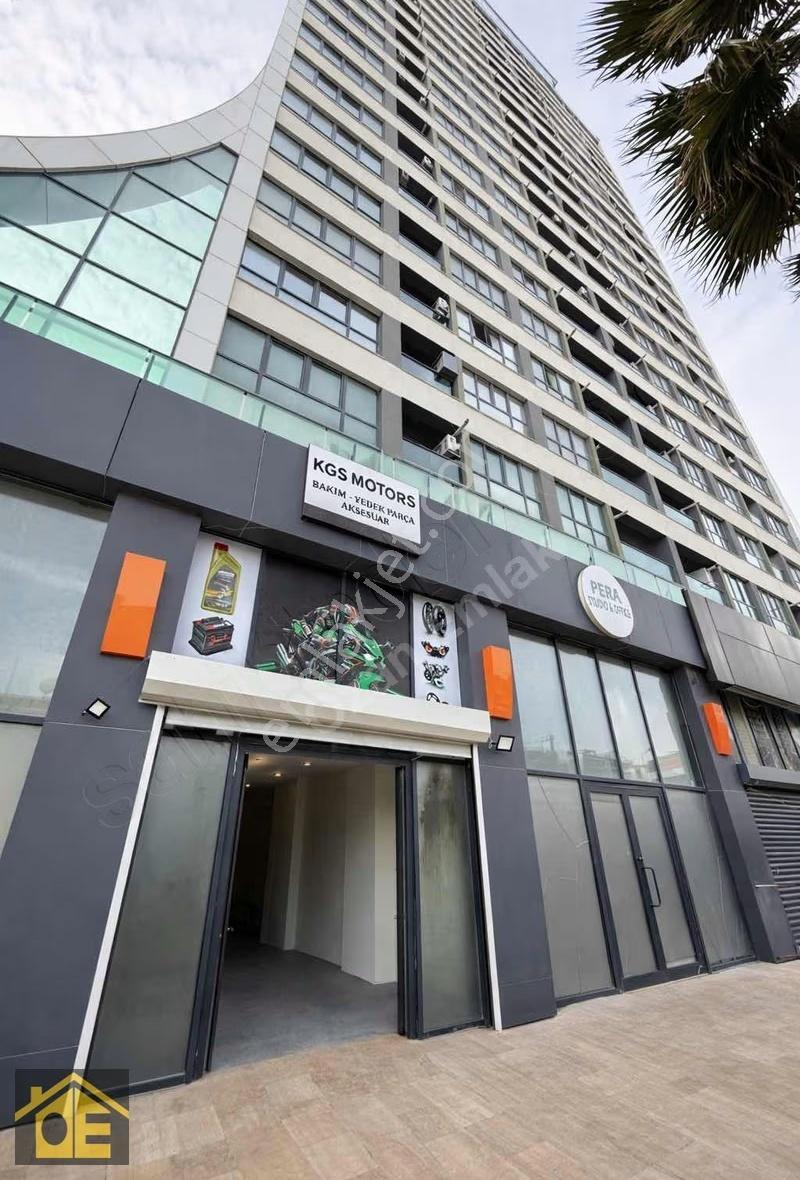Başyapıt Fırst Class | E5 Cepheli Kiralık Dükkan