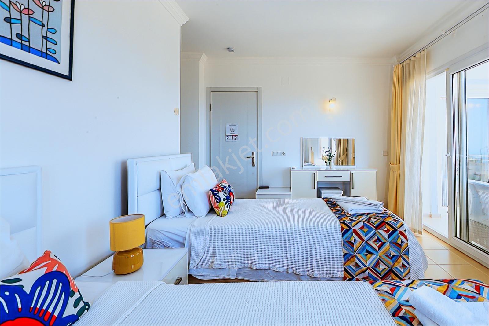 Kalkan'da Deniz Manzaralı 3 Yatak Odalı Villa - Görsel 29