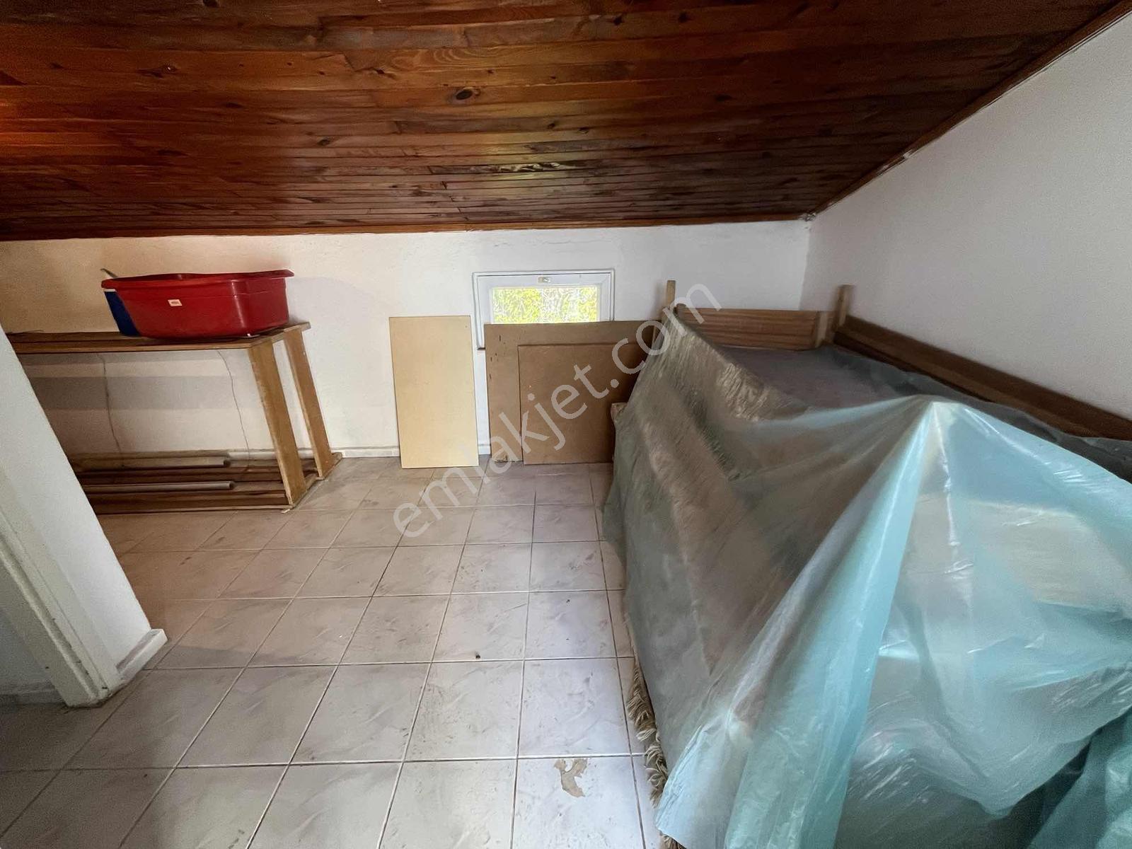 Dağlı Gayrimenkul'den Denize Sıfır Site İçi 3+1 Fırsat Villa - Görsel 10