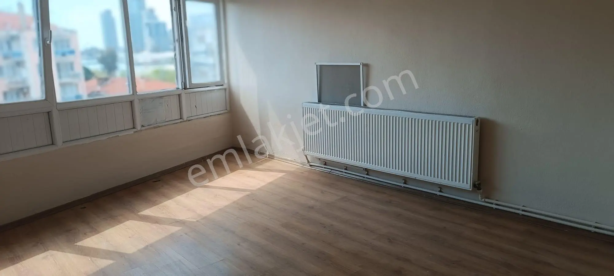Bayraklı Fuat Edip Baksı Mahallesinde Kiralık 2+1 Daire - Görsel 3