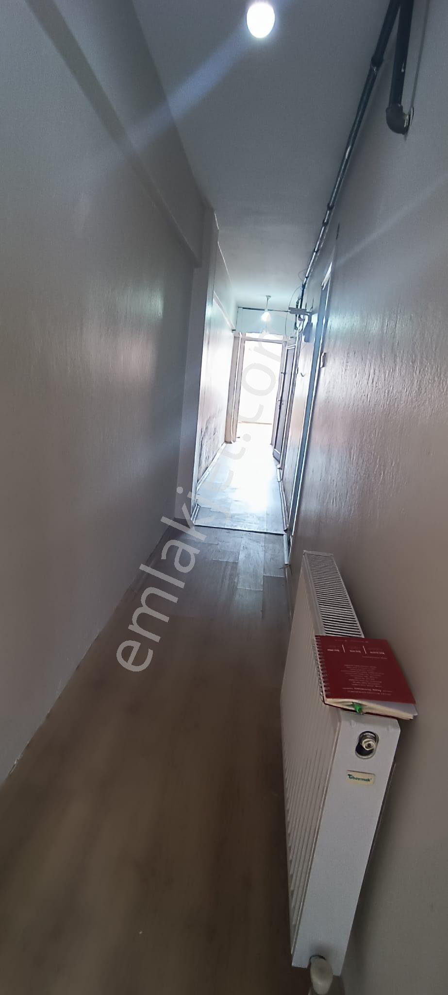Bayraklı Fuat Edip Baksı Mahallesinde Kiralık 2+1 Daire - Görsel 9