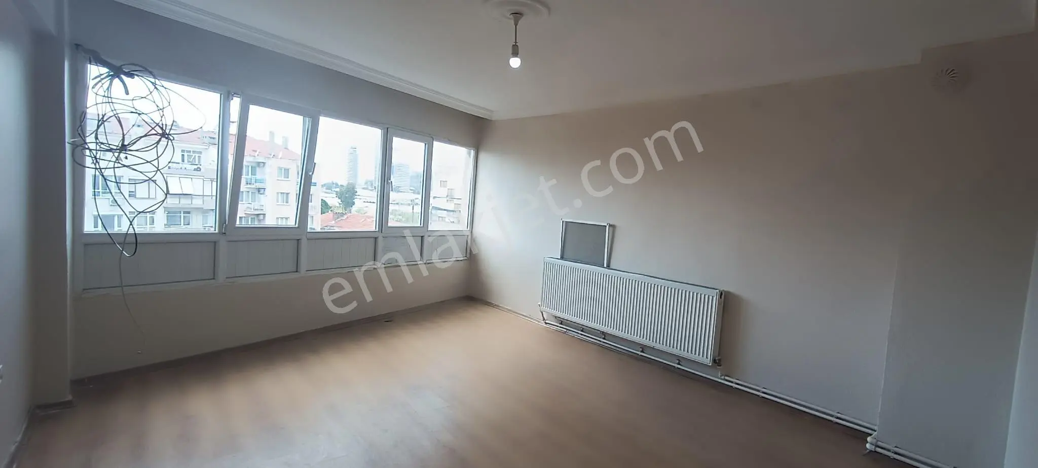 Bayraklı Fuat Edip Baksı Mahallesinde Kiralık 2+1 Daire - Görsel 4