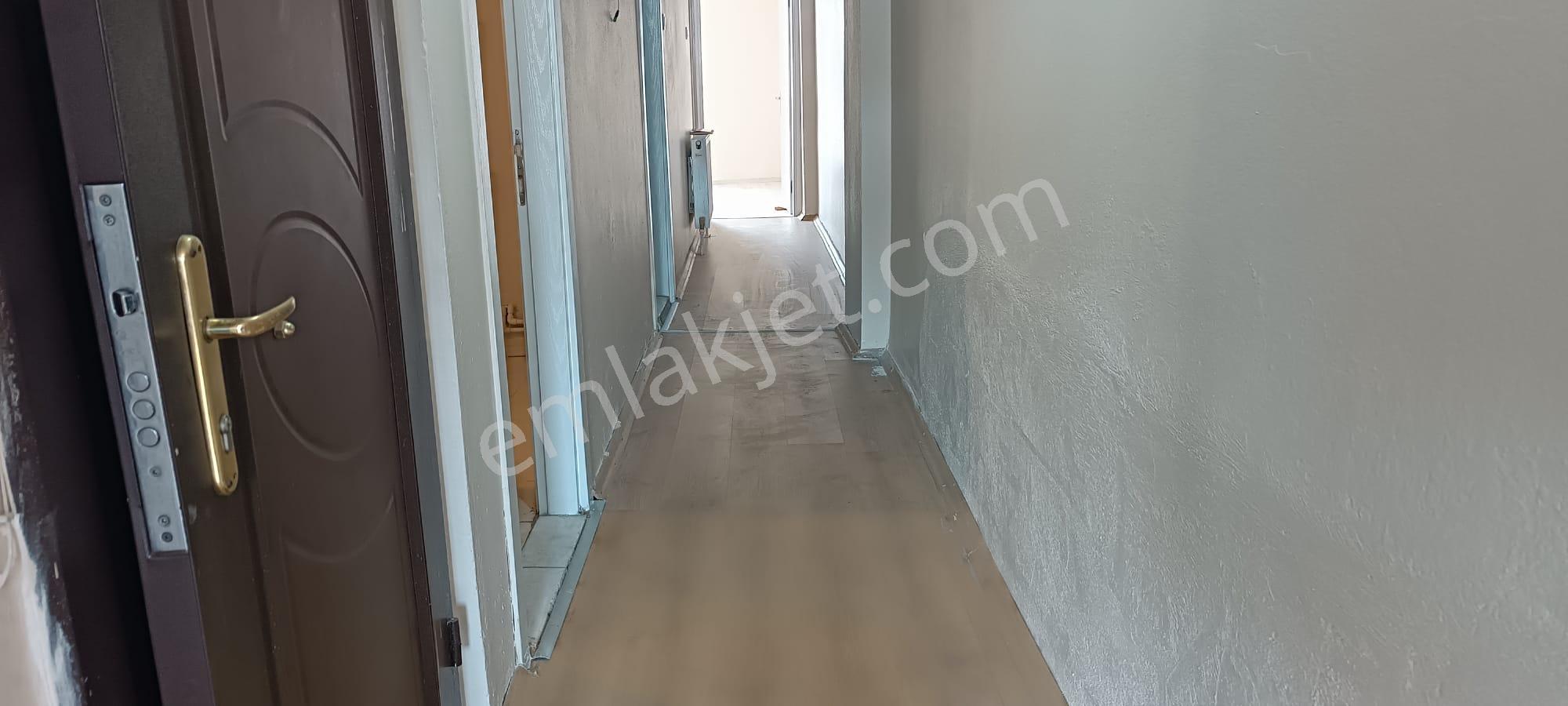 Bayraklı Fuat Edip Baksı Mahallesinde Kiralık 2+1 Daire - Görsel 15