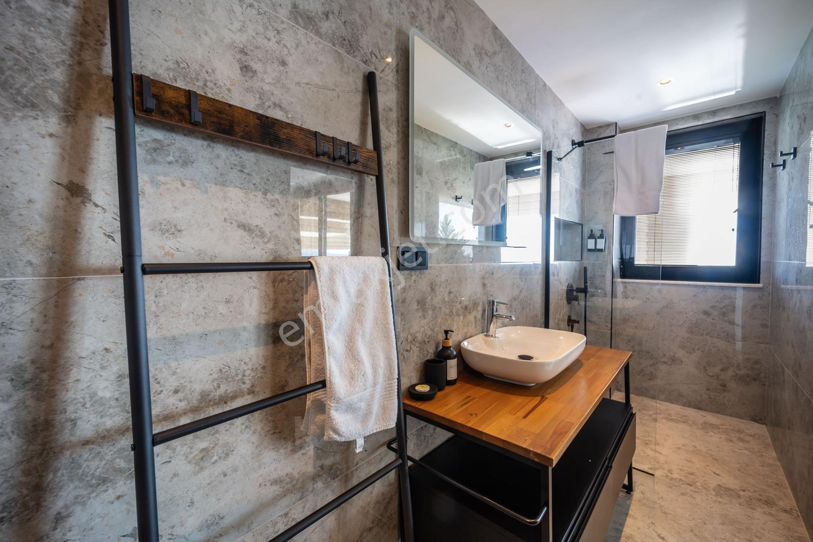 Kalkanda Muhteşem Deniz Manzaralı Modern Villa - Görsel 30