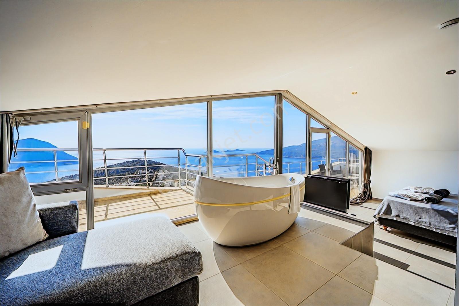 Kalkanda Muhteşem Deniz Manzaralı Modern Villa - Görsel 26