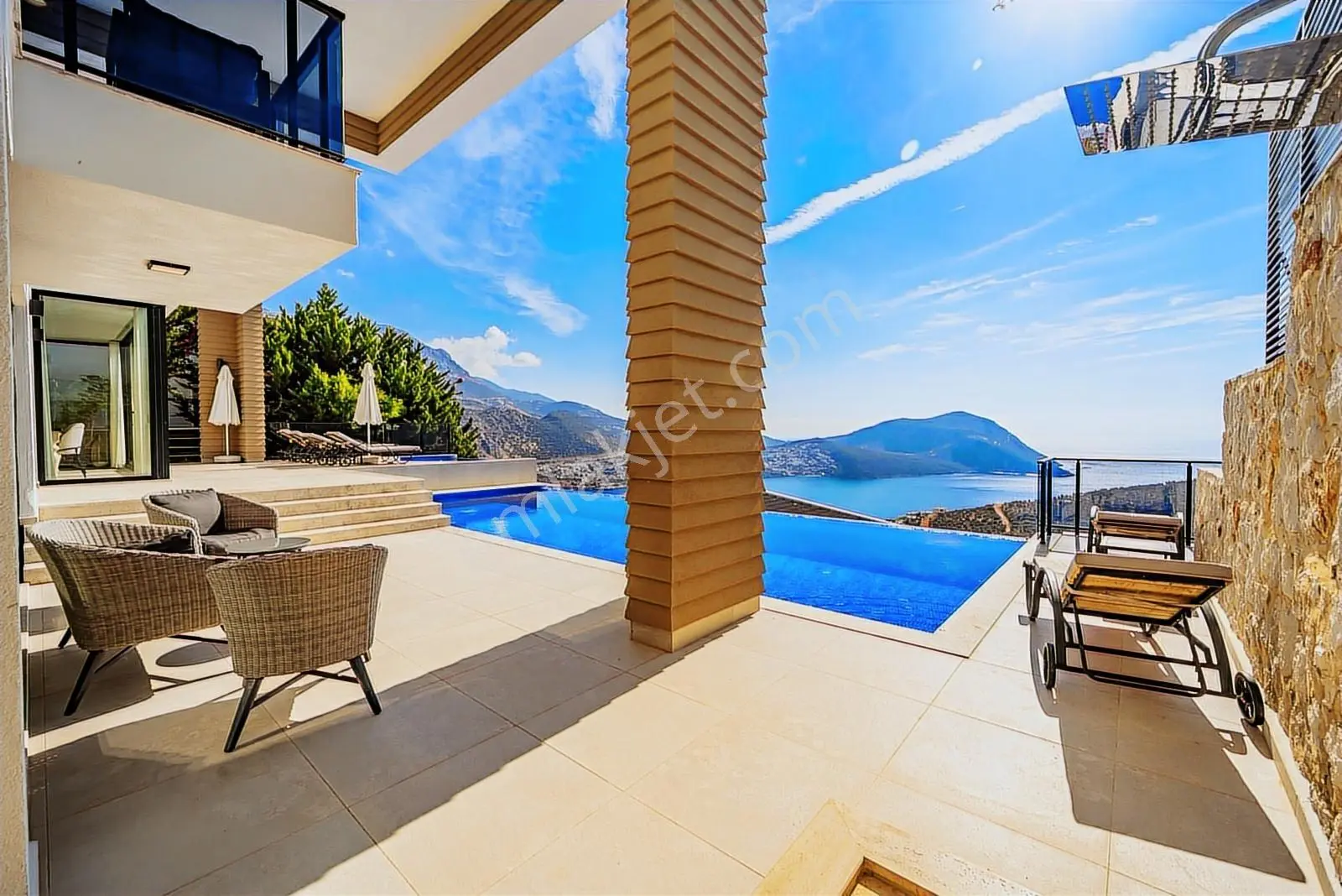 Kalkanda Muhteşem Deniz Manzaralı Modern Villa - Görsel 2