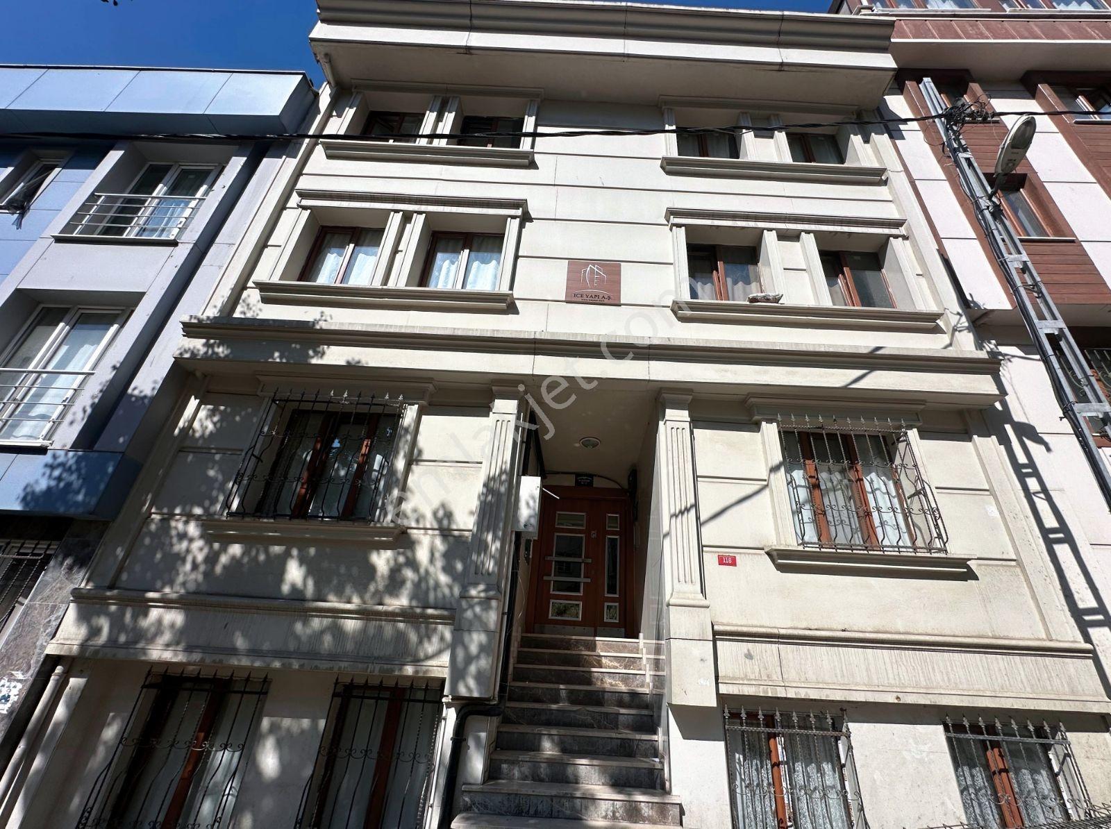 Tuncay'dan Şişli'de Yeni Binada Balkonlu Eşyalı 1+1 Ferah Daire