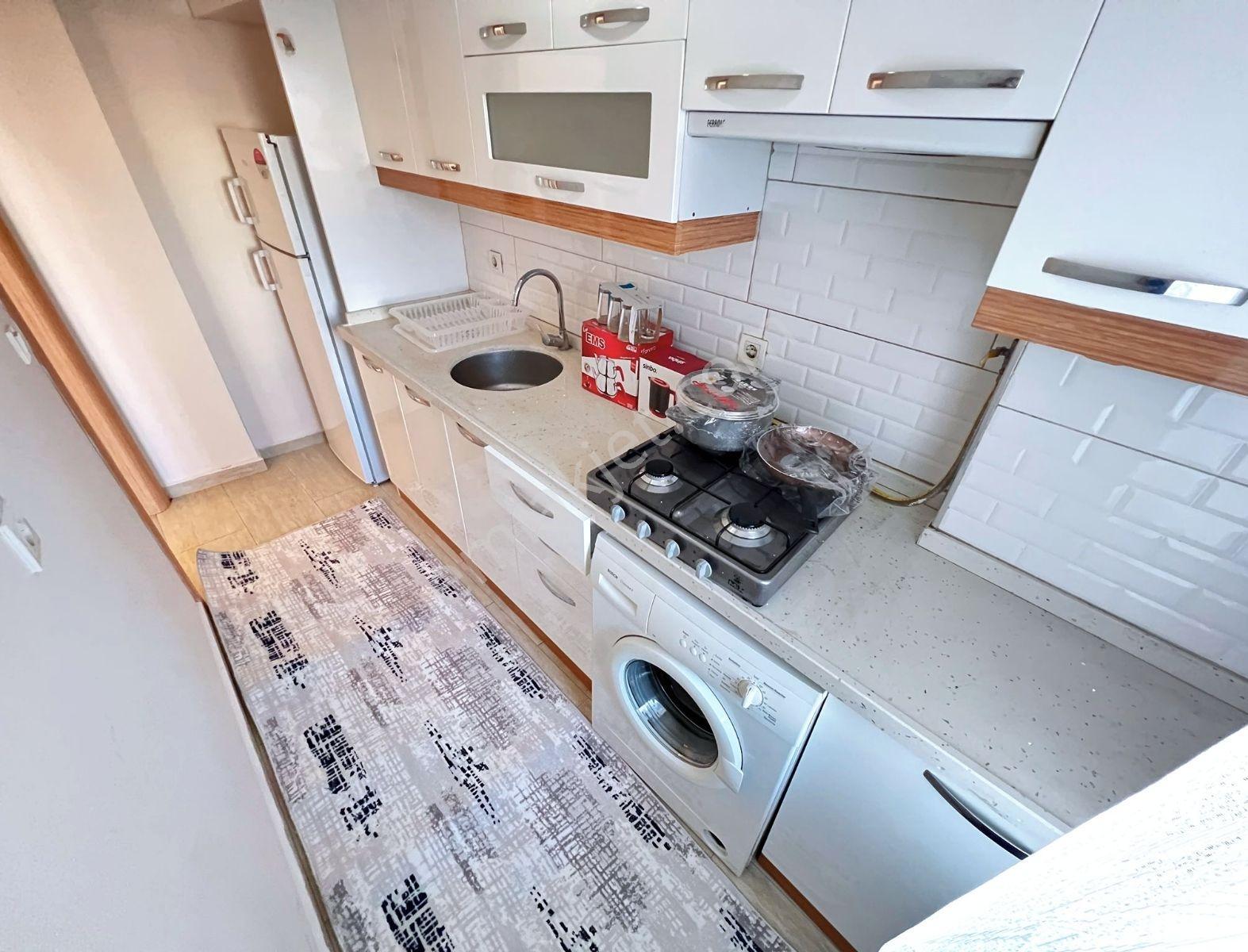 Tuncay'dan Şişli'de Yeni Binada Balkonlu Eşyalı 1+1 Ferah Daire - Görsel 6