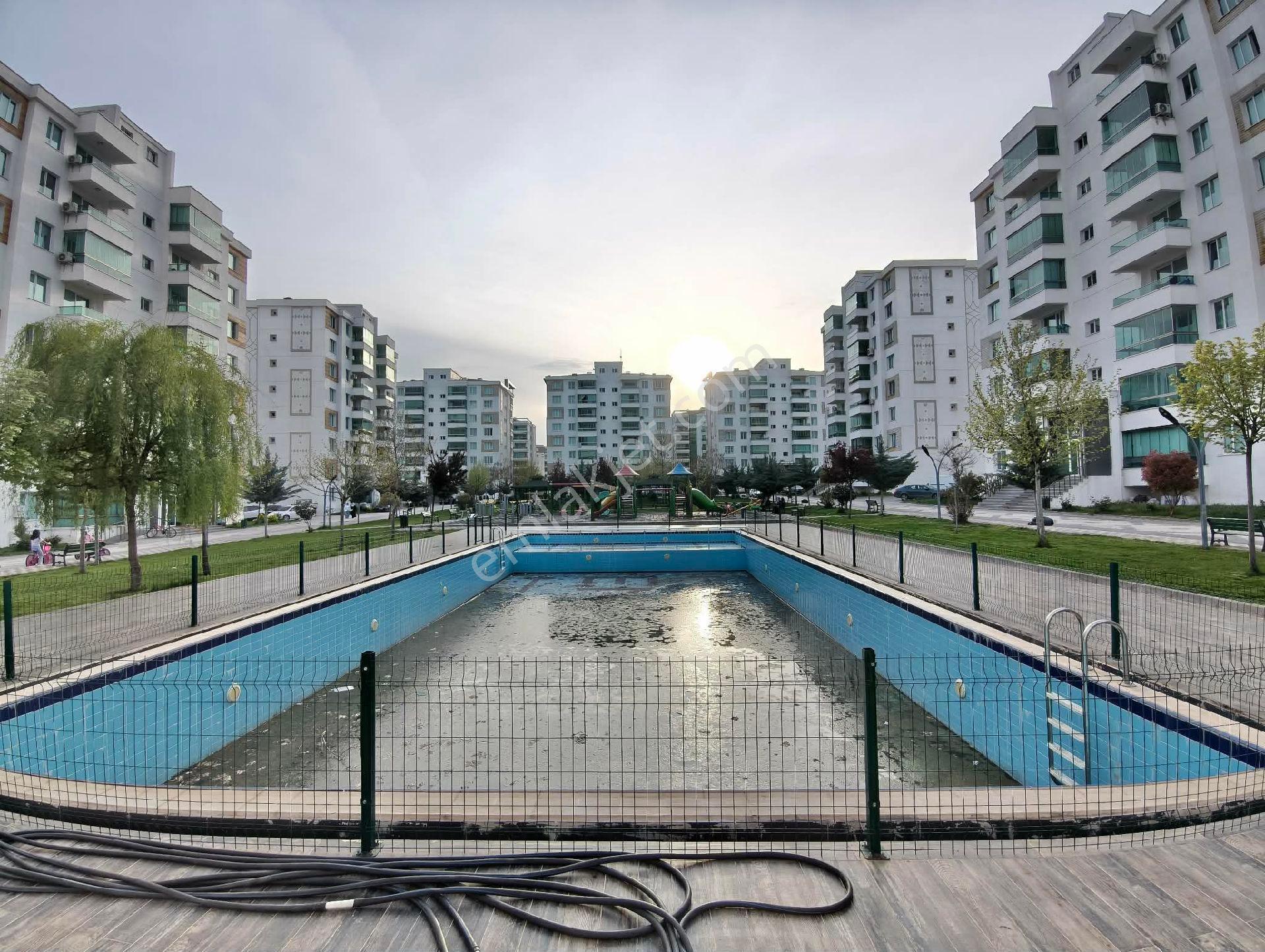 3.5+1 Satılık Lüks Daire Bağcılarda - Görsel 25