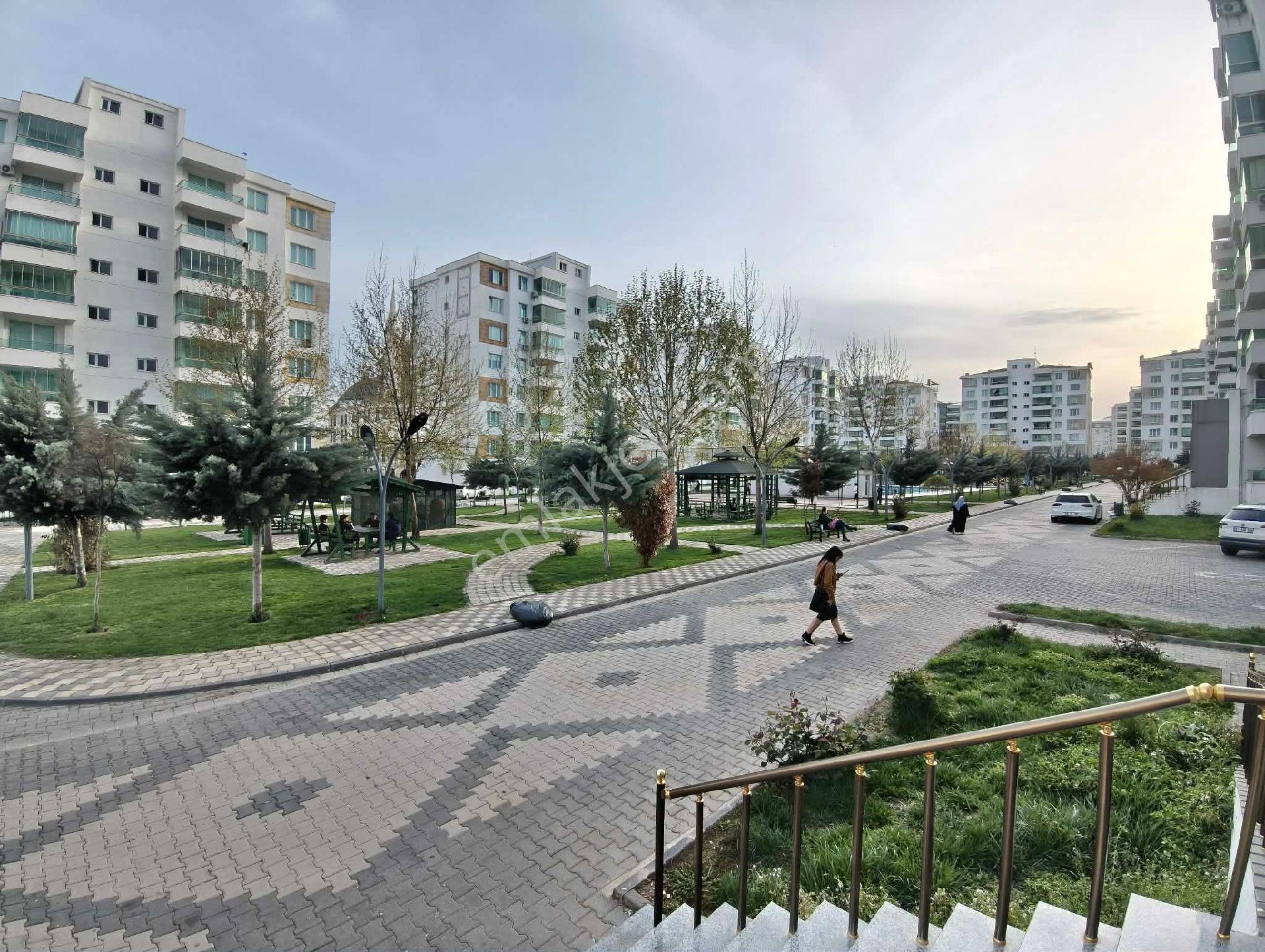 3.5+1 Satılık Lüks Daire Bağcılarda - Görsel 22