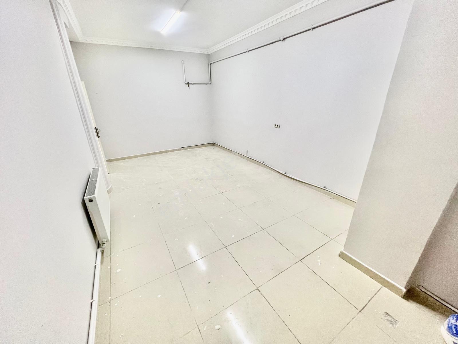 Seba'dan Gültepe Mh Metrobüsün Dibi 93.metre Hisseli Satılık Dükkan - Görsel 28
