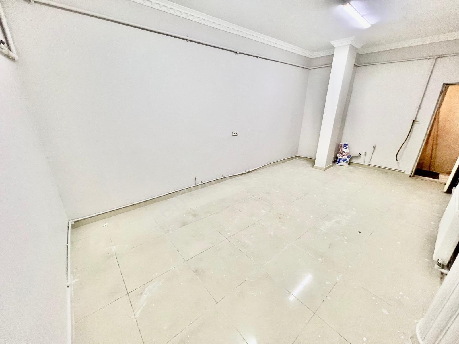 Seba'dan Gültepe Mh Metrobüsün Dibi 93.metre Hisseli Satılık Dükkan - Görsel 23