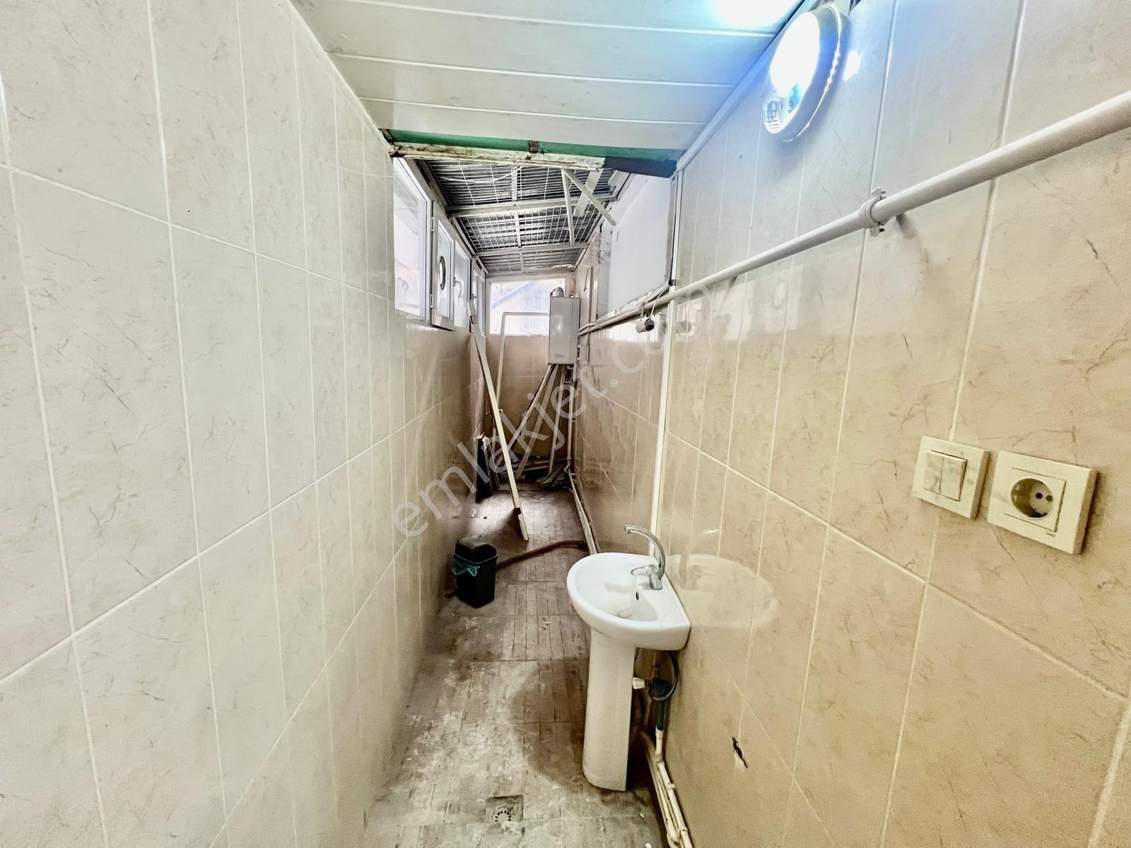 Seba'dan Gültepe Mh Metrobüsün Dibi 93.metre Hisseli Satılık Dükkan - Görsel 31