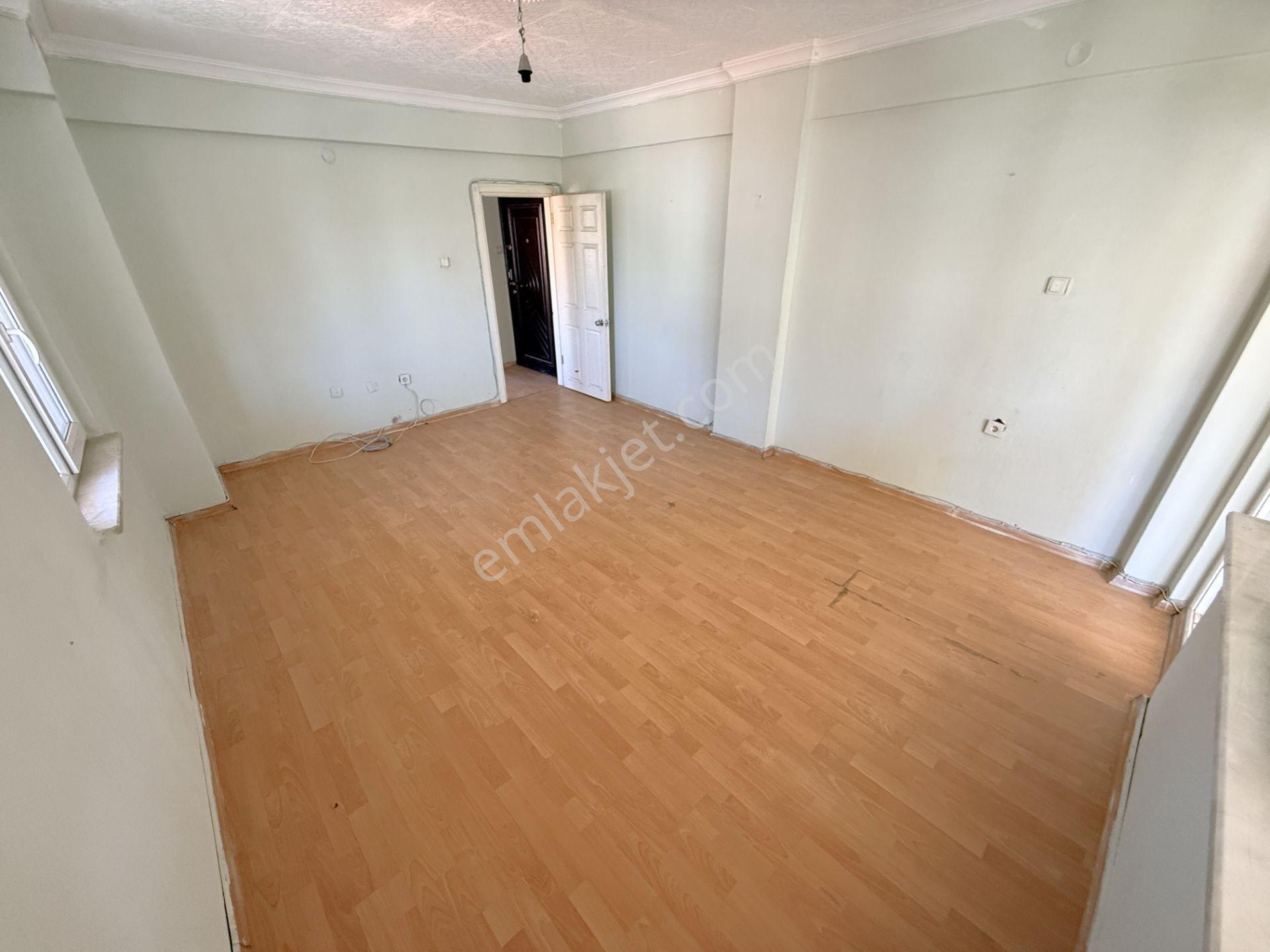 ▀tek Yetki▀jet'ten Akçay Merkezde Çift Teraslı Öncephe 4+1 Daire - Görsel 4