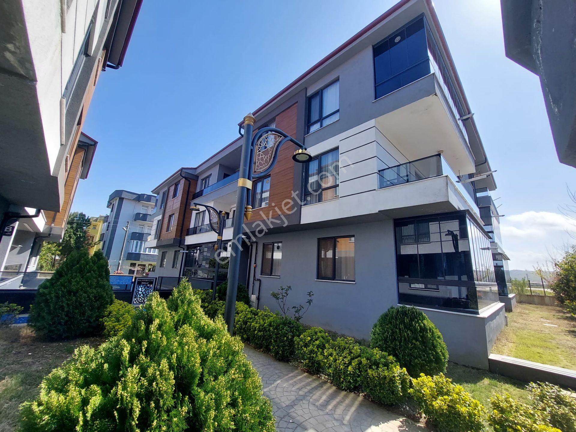 32 Evlerde Full Sıfır Eşyalı Butik Havuzlu Sitede 2+1 Satılık - Görsel 11