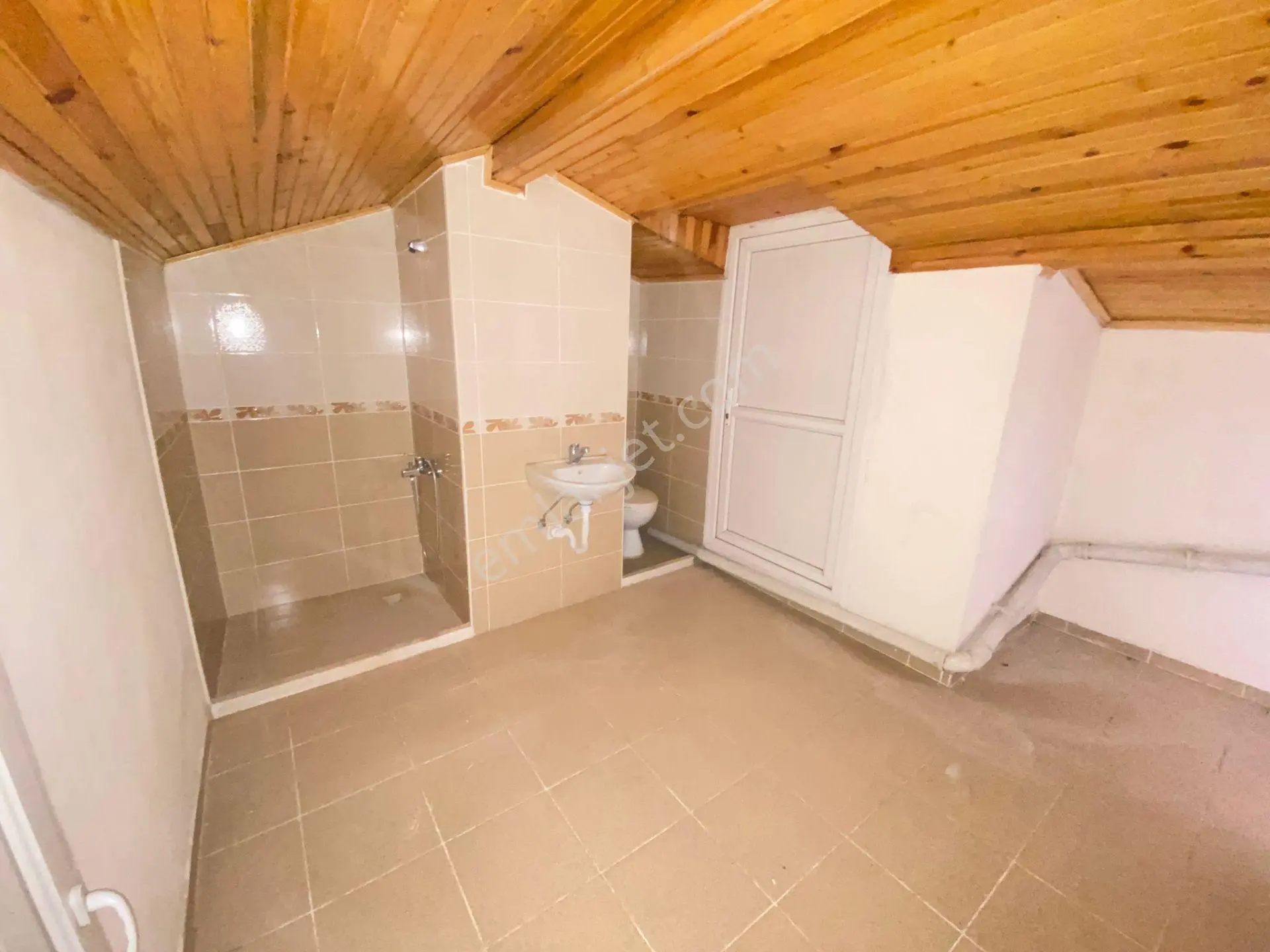Gülcü Gayrimenkulden İnönü Mahallesinde Kiralık Daire - Görsel 2