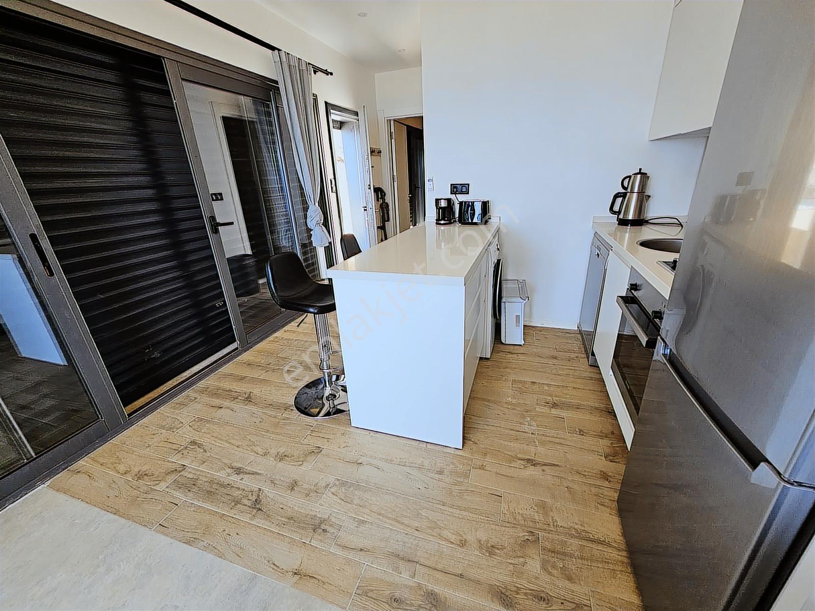 İzmir Çeşme Ayaseranda Denize Sıfır Kiralık Rezidans - Görsel 34
