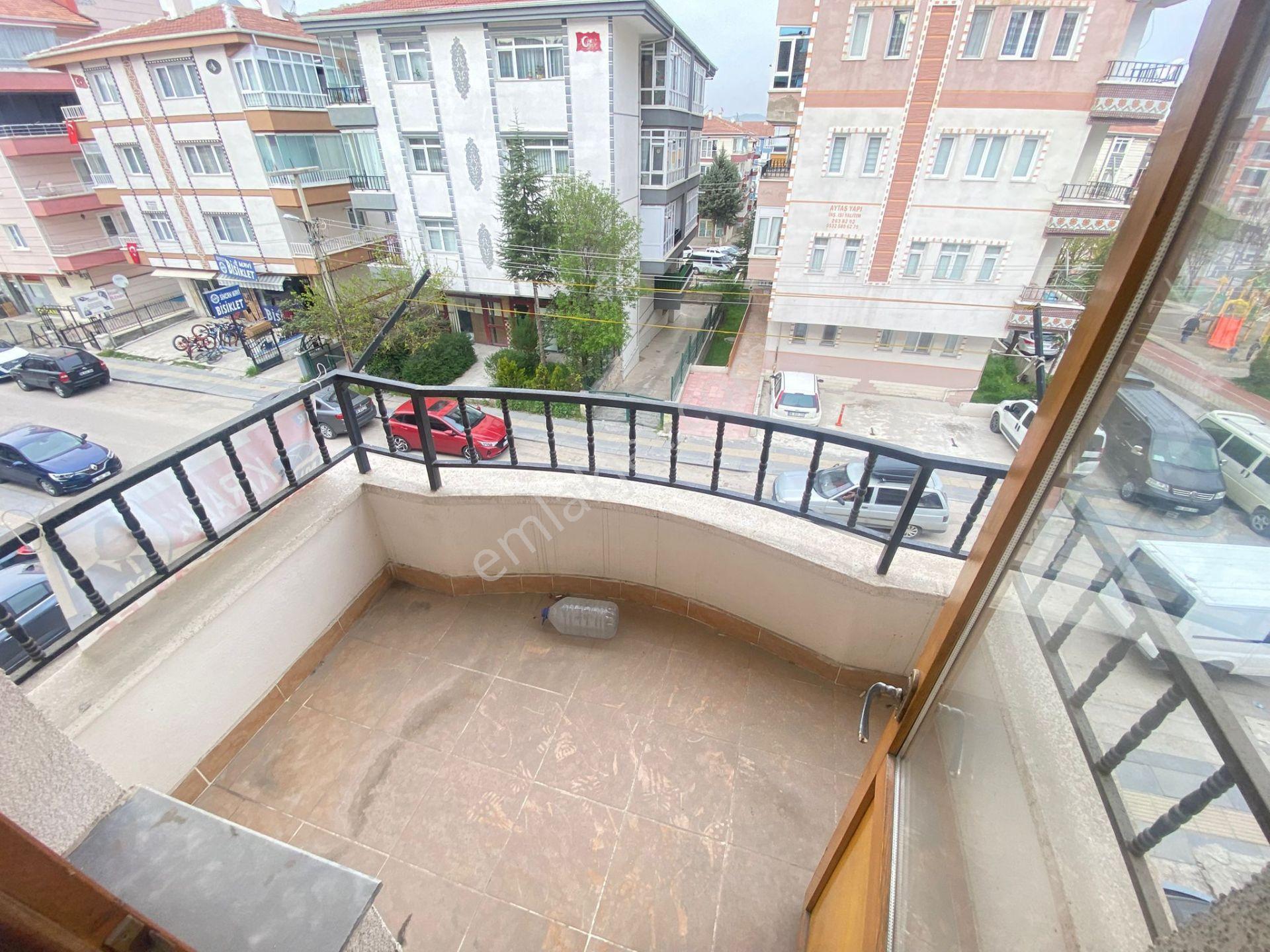 Es As Emlak'tan Pınarbaşı Mh Bağımsız Yapılı Ara Katta Kiralık 3+1 Daire - Görsel 25