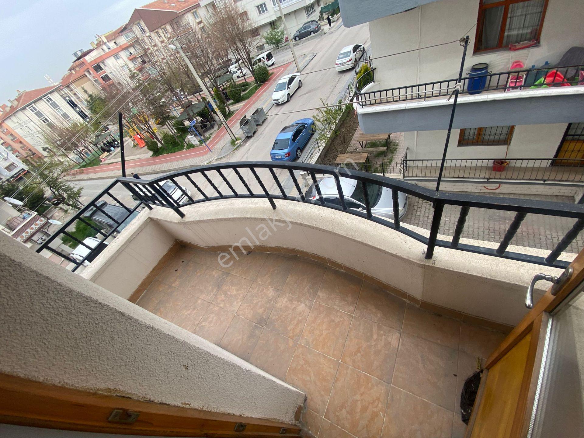 Es As Emlak'tan Pınarbaşı Mh Bağımsız Yapılı Ara Katta Kiralık 3+1 Daire - Görsel 23