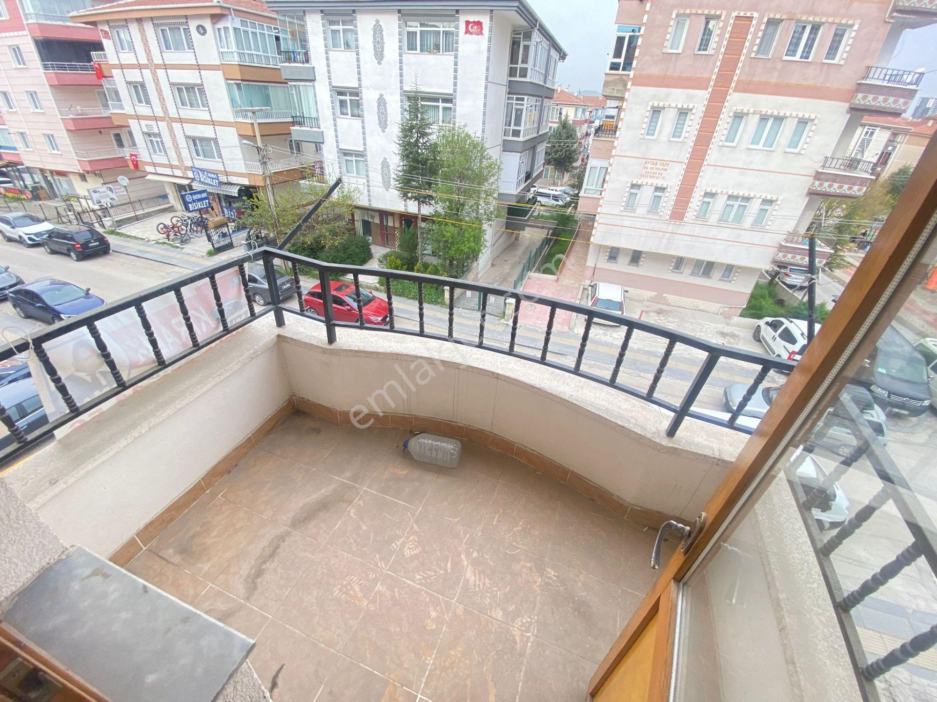Es As Emlak'tan Pınarbaşı Mh Bağımsız Yapılı Ara Katta Kiralık 3+1 Daire - Görsel 24