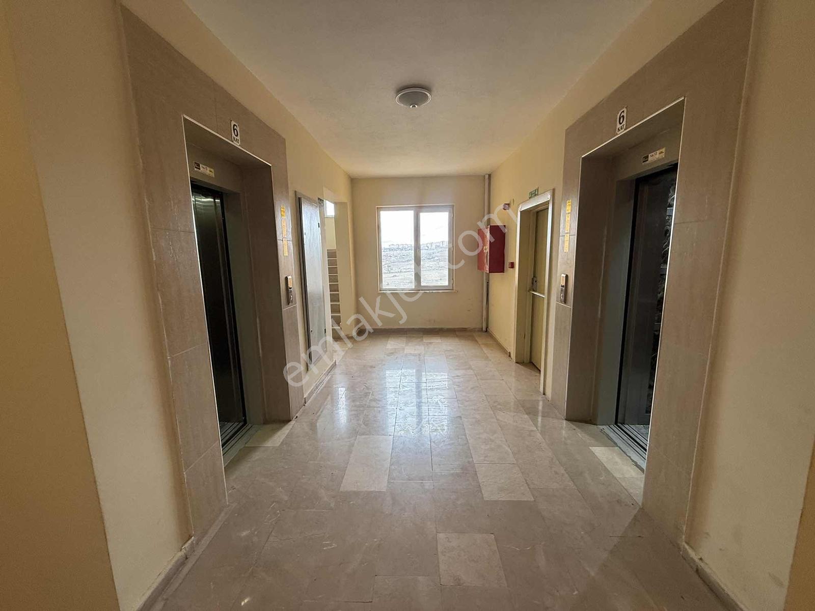 Mimsin Fatih Mahallesinde Satılık 175 M2 Daire Fırsatı Takas Var - Görsel 4