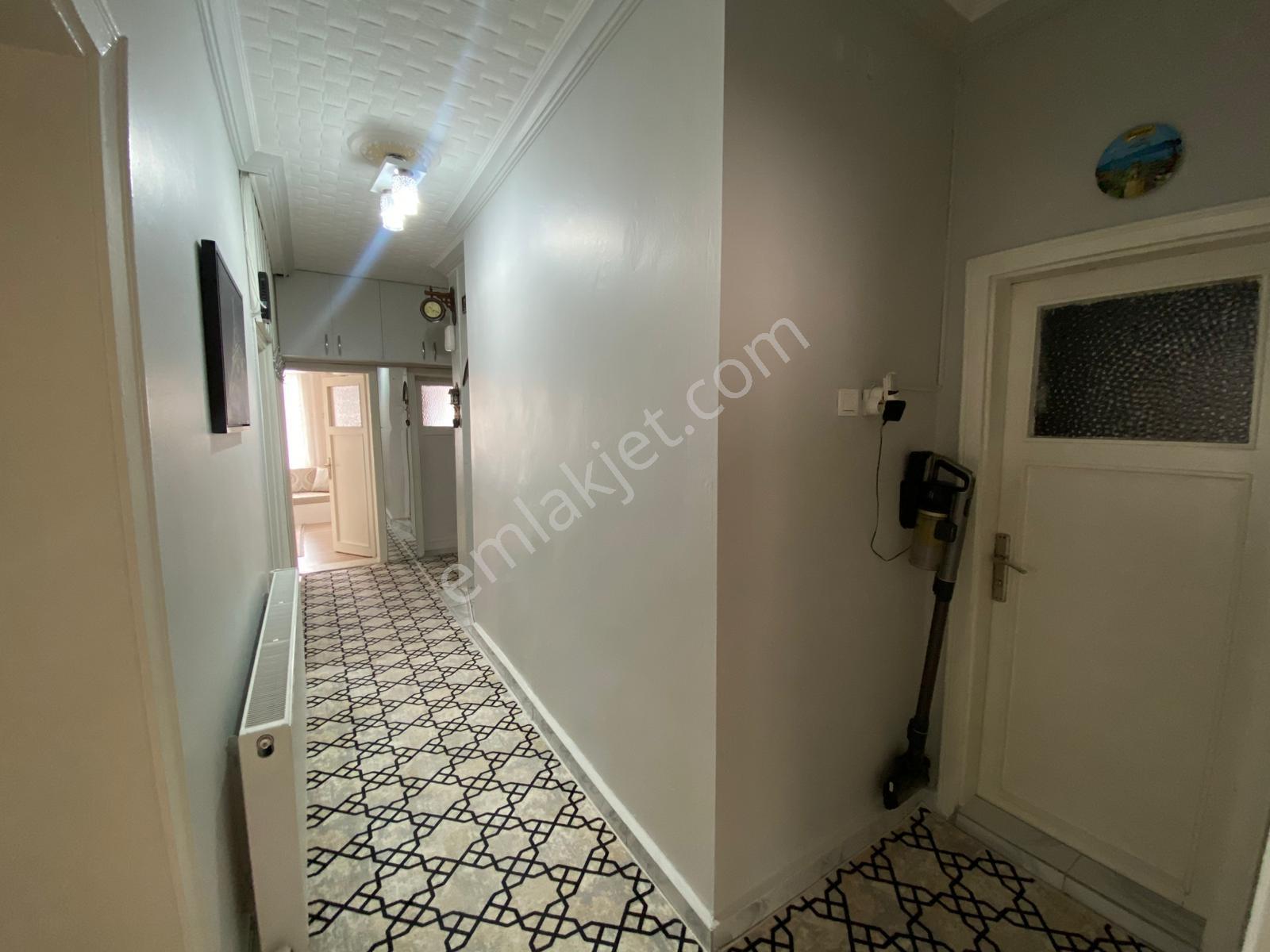 Kule Site'ye Yürüme Mesafesinde, 4+1 İçi Komple Yapılı Arakat - Görsel 4