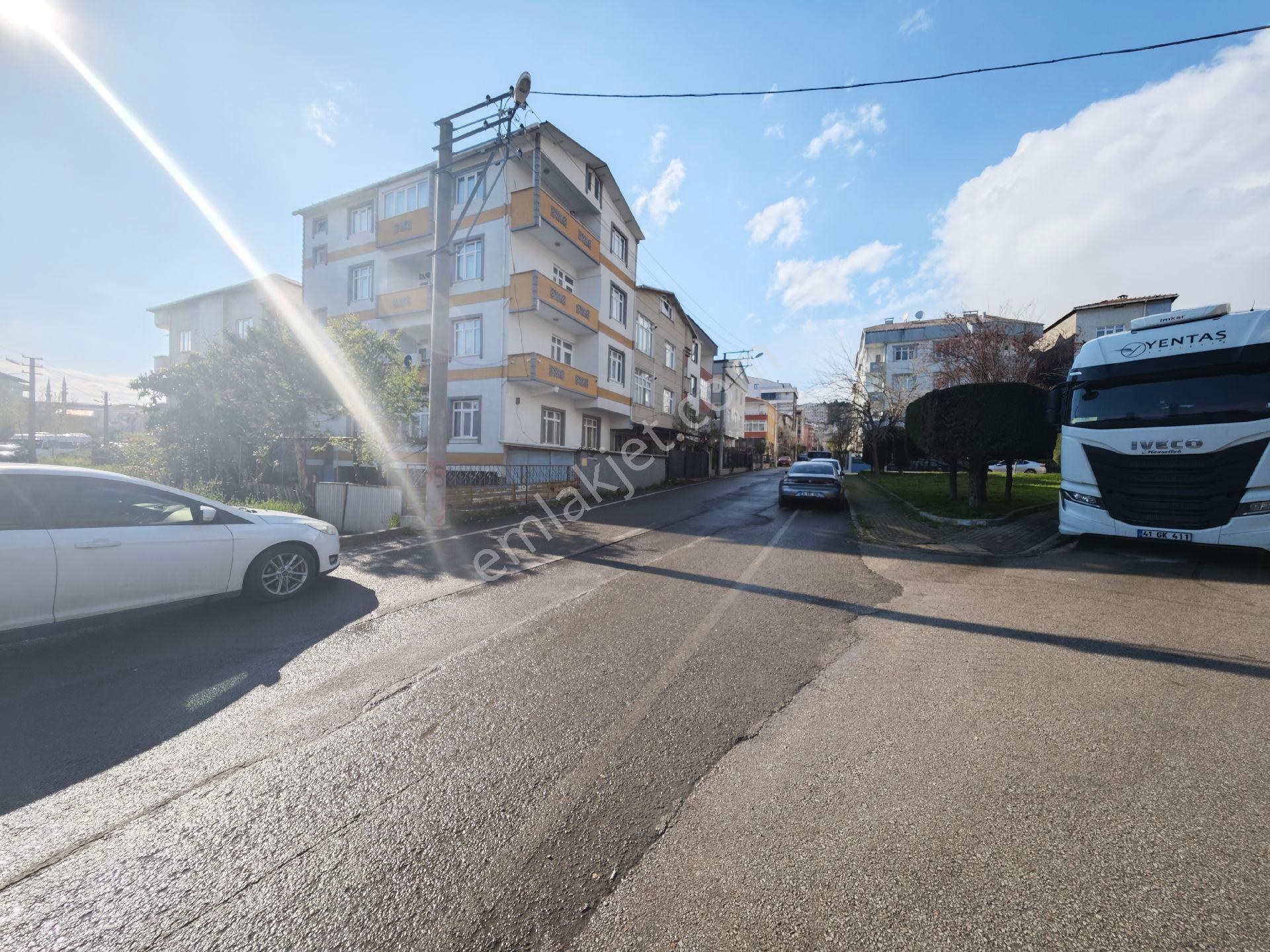 Nuh Gayrimenkul'den Gebze Gaziler Mah 150² Arsa Üzerinde Satılık 4 Katlı Bina - Görsel 3