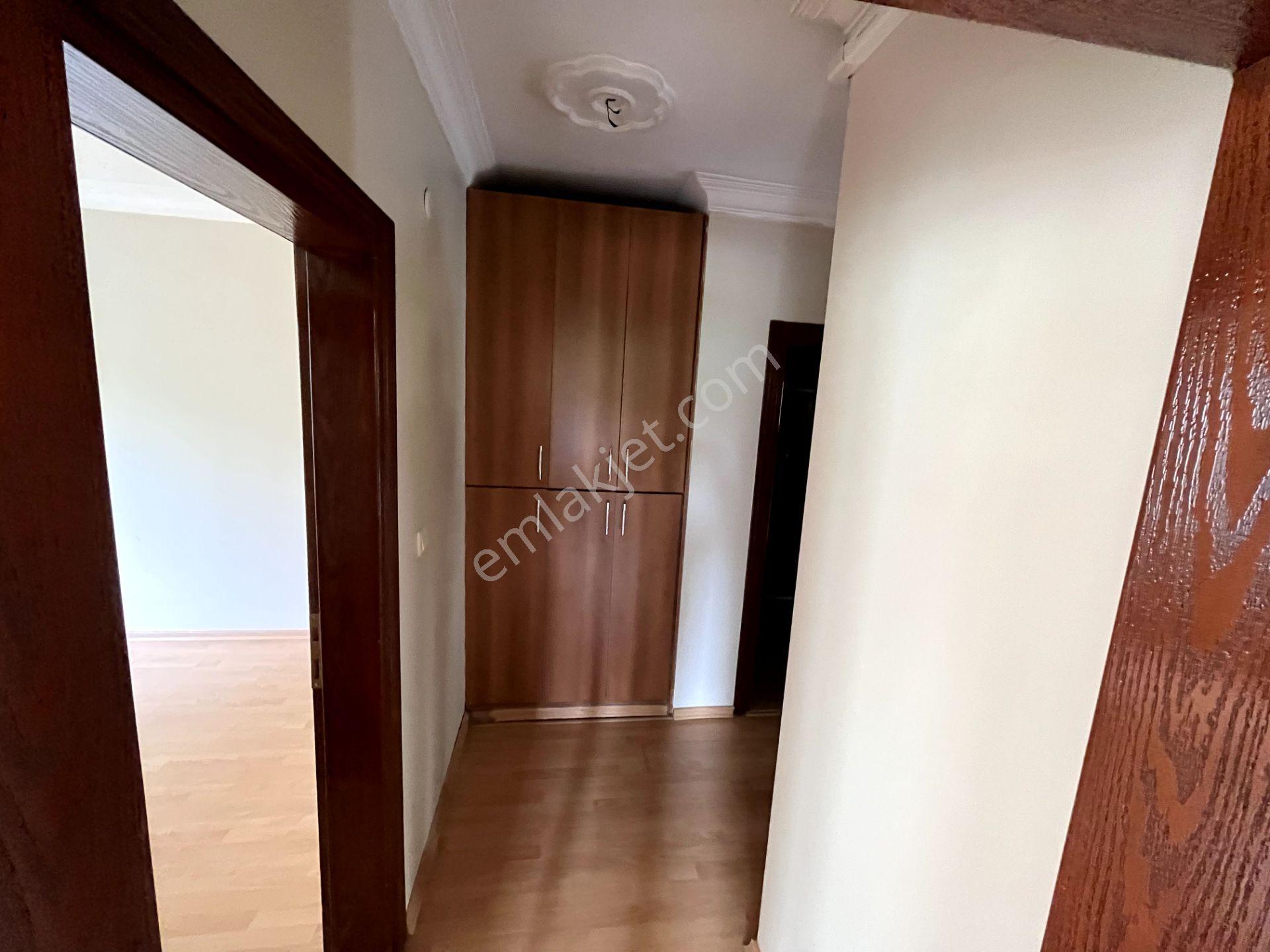 Akçay Merkezde Doğalgazlı Ara Kat 3+1 Boş Kiralık Daire - Görsel 17