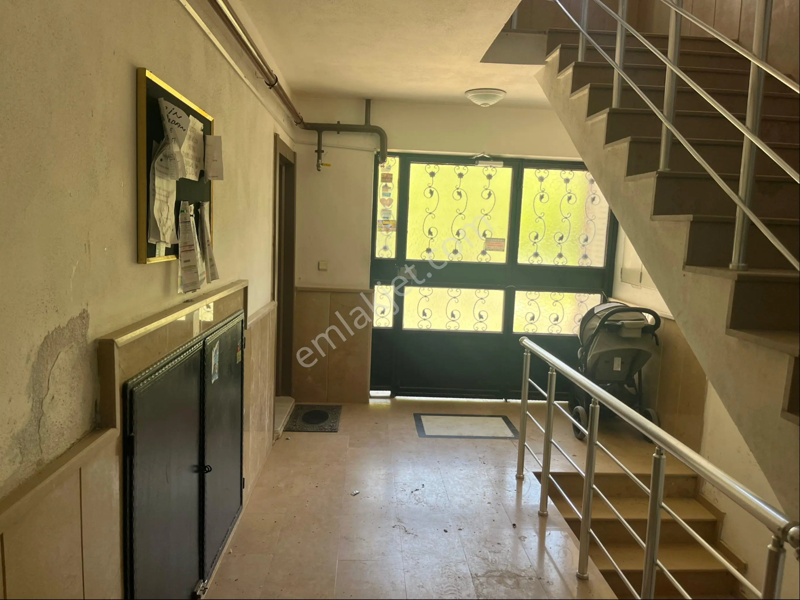 Akçay Merkezde Doğalgazlı Ara Kat 3+1 Boş Kiralık Daire - Görsel 4