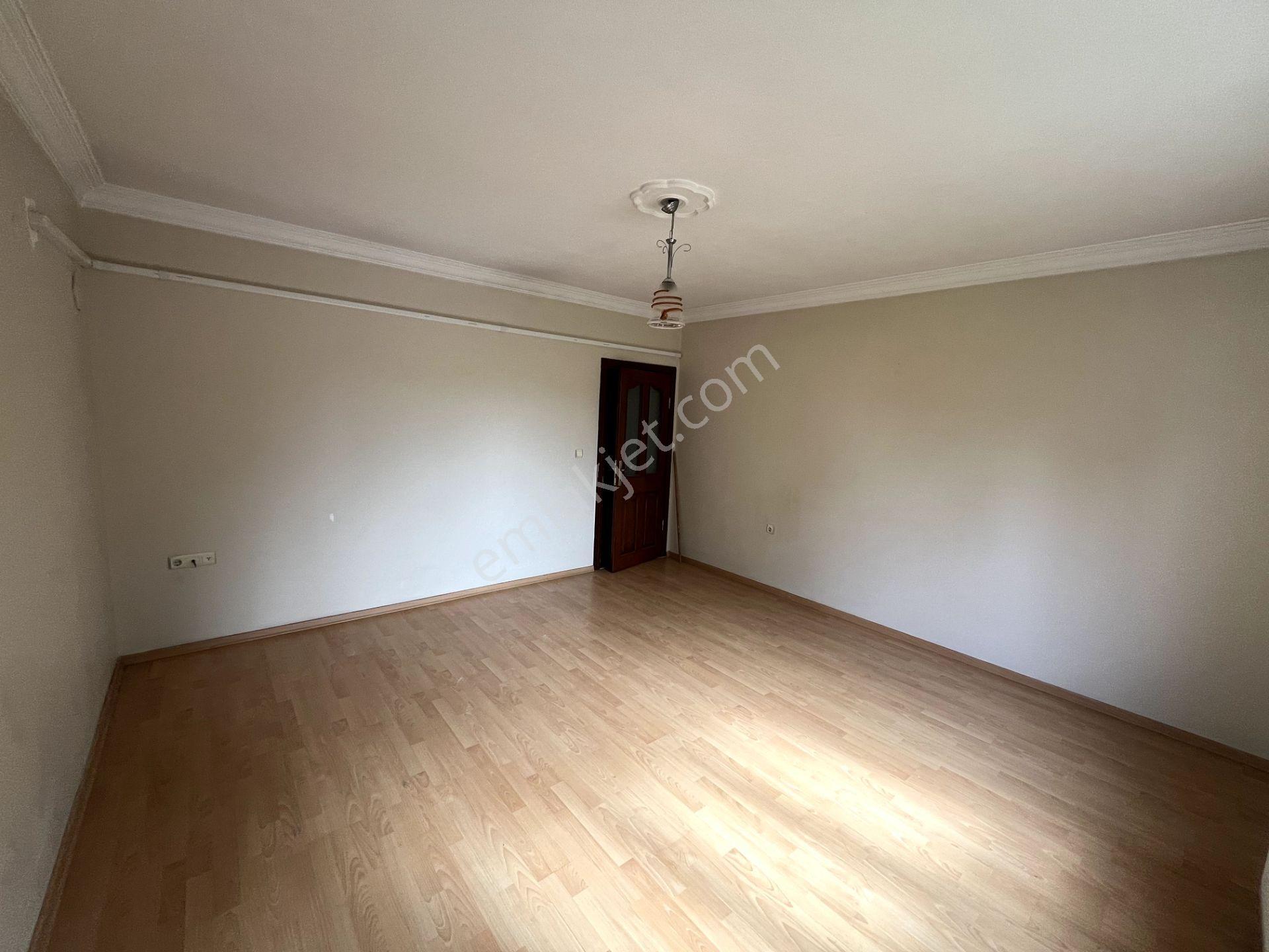 Akçay Merkezde Doğalgazlı Ara Kat 3+1 Boş Kiralık Daire - Görsel 19