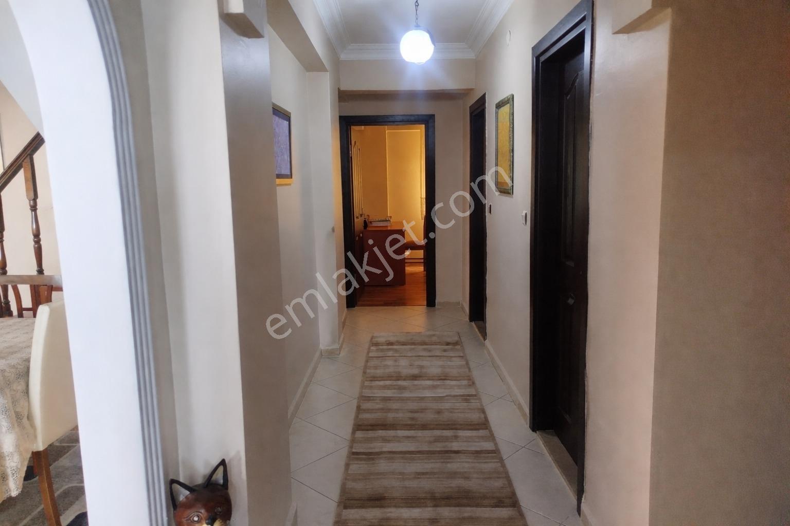Remax Natural'dan Gölcük'de Deniz Manzaralı Satılık Dubleks 4+1 - Görsel 8