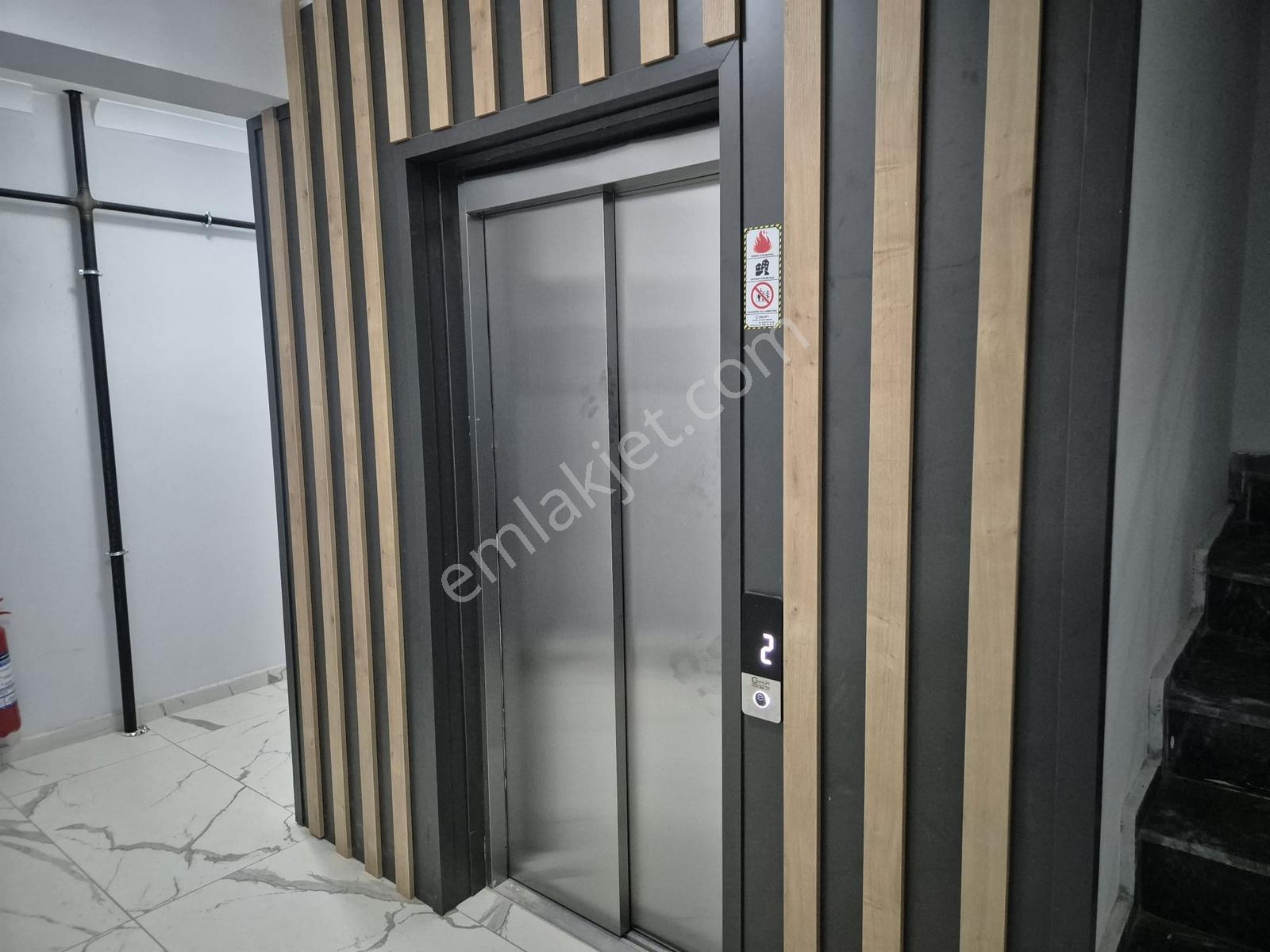 Route 10 Gayrimenkul'den Gömeç'te Kullanışlı 1+1 Satılık Daire - Görsel 9