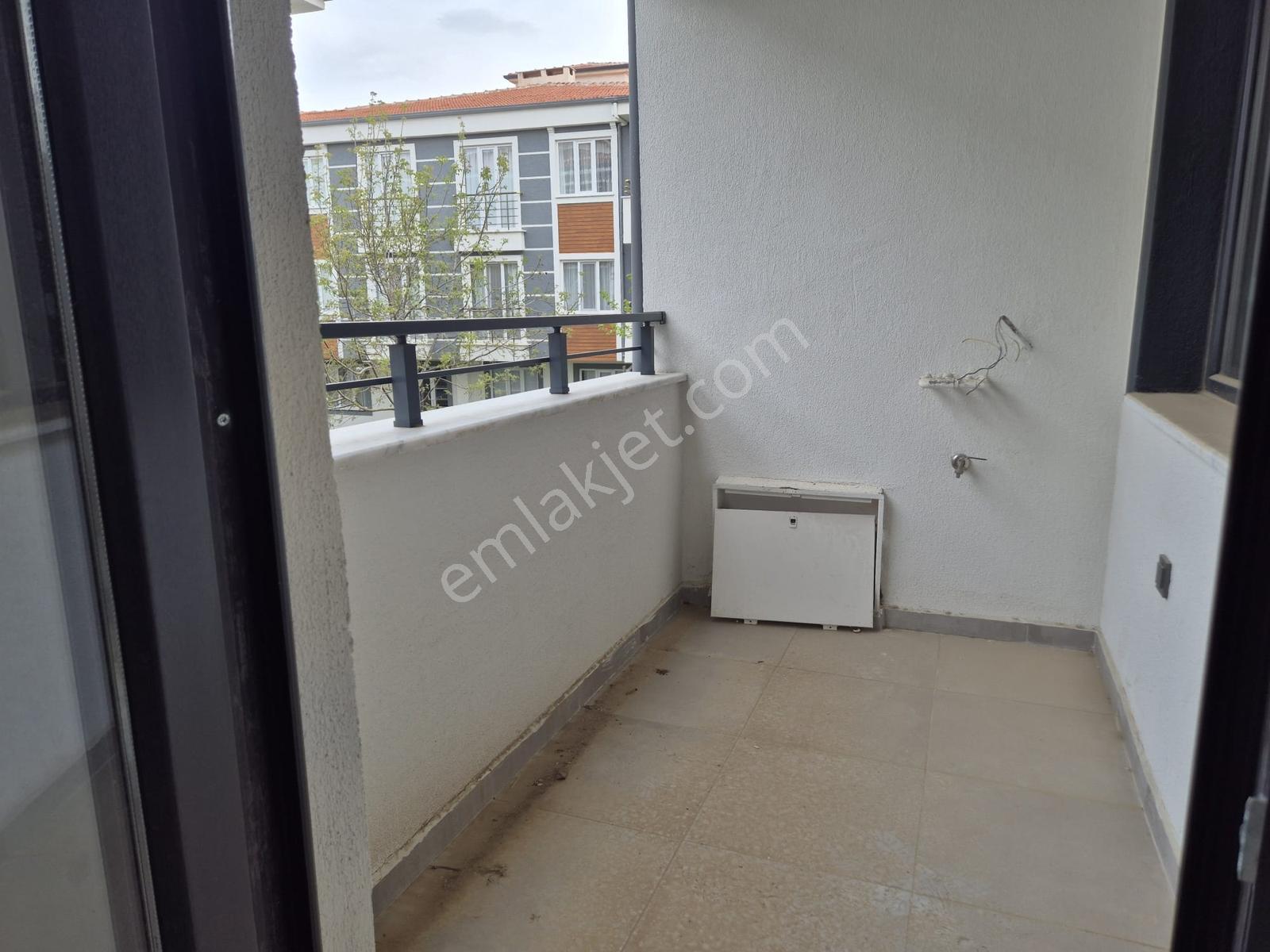 Route 10 Gayrimenkul'den Gömeç'te Kullanışlı 1+1 Satılık Daire - Görsel 16