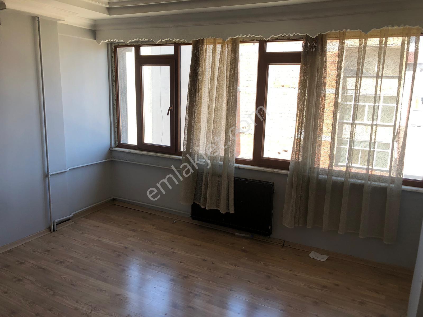 Muğla Emlaktan Gop Meydanda 35m 1+1 Asansörlü Ofis Büro - Görsel 15