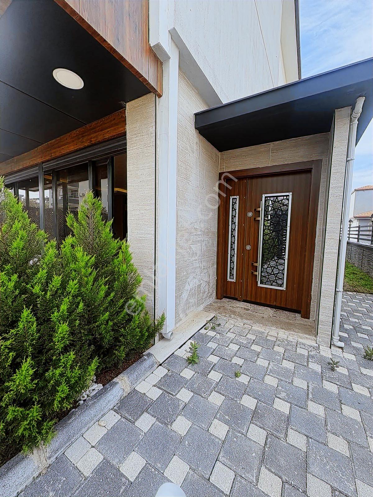 Krediye Uygun Takasa Açık İnönü Mahallesndei 4+1 Satılık Villa - Görsel 4