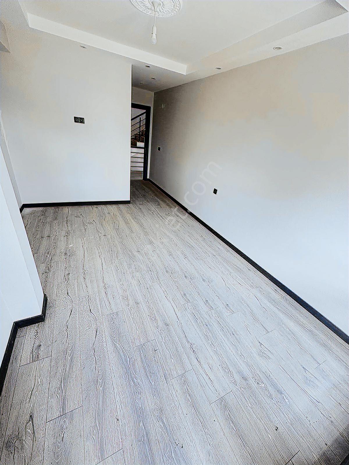 Krediye Uygun Takasa Açık İnönü Mahallesndei 4+1 Satılık Villa - Görsel 28