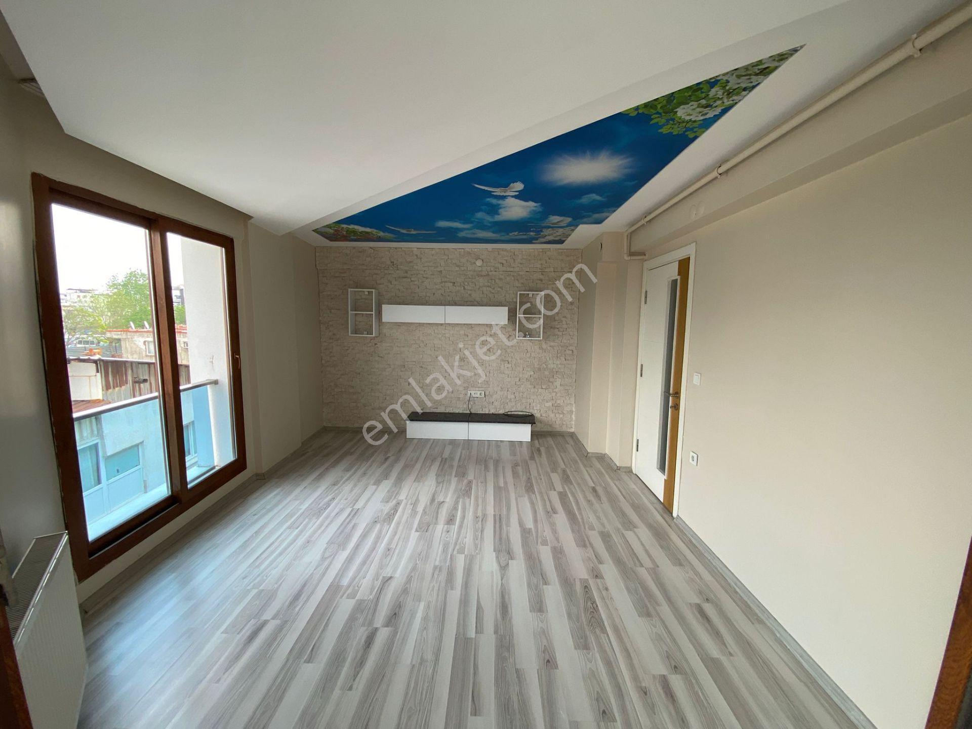 Buca İnönü Mah.de Optimum Avm Ve Otokent Yakını 2+1 85m2 Dgazlı Ayrı Mutfak Ferah Kiralık Daire - Görsel 4